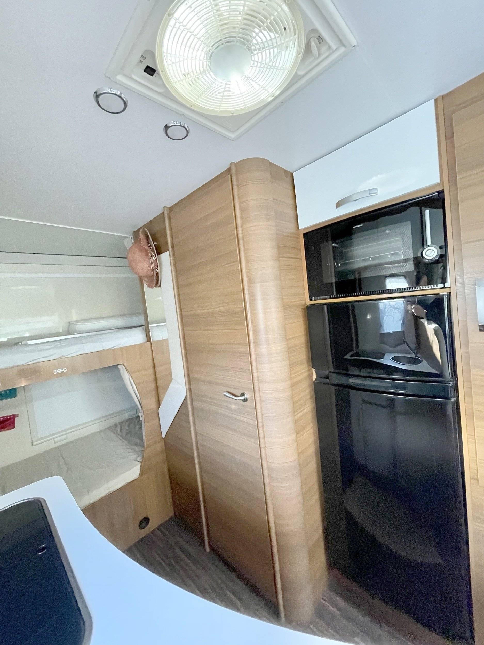 Elnagh Elnagh  Baron