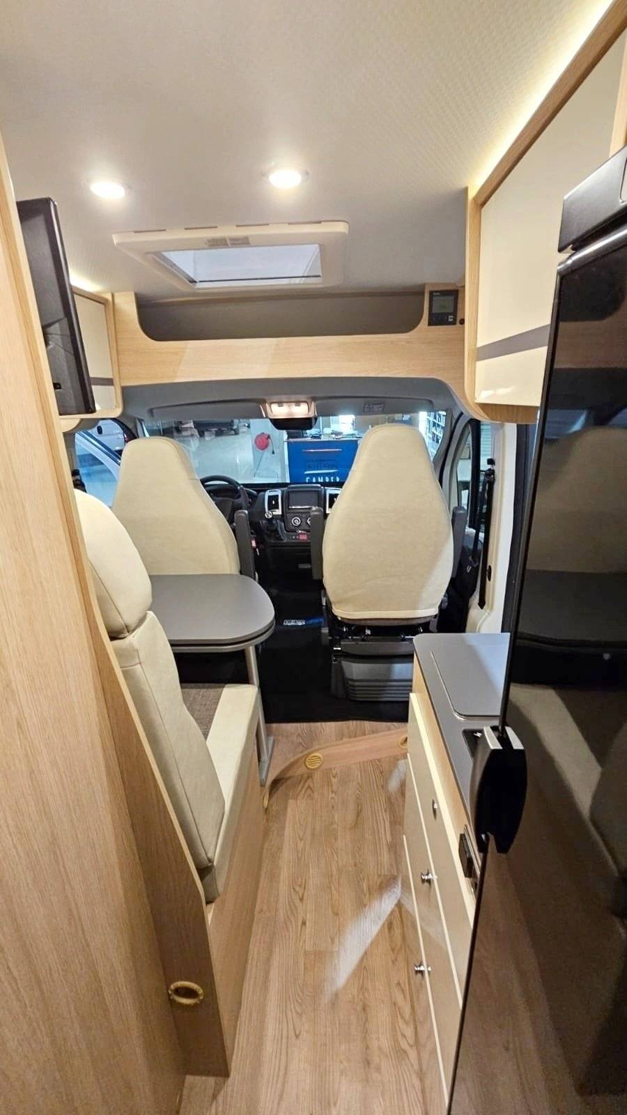 Dinette Fiat Fiat - Yescapa