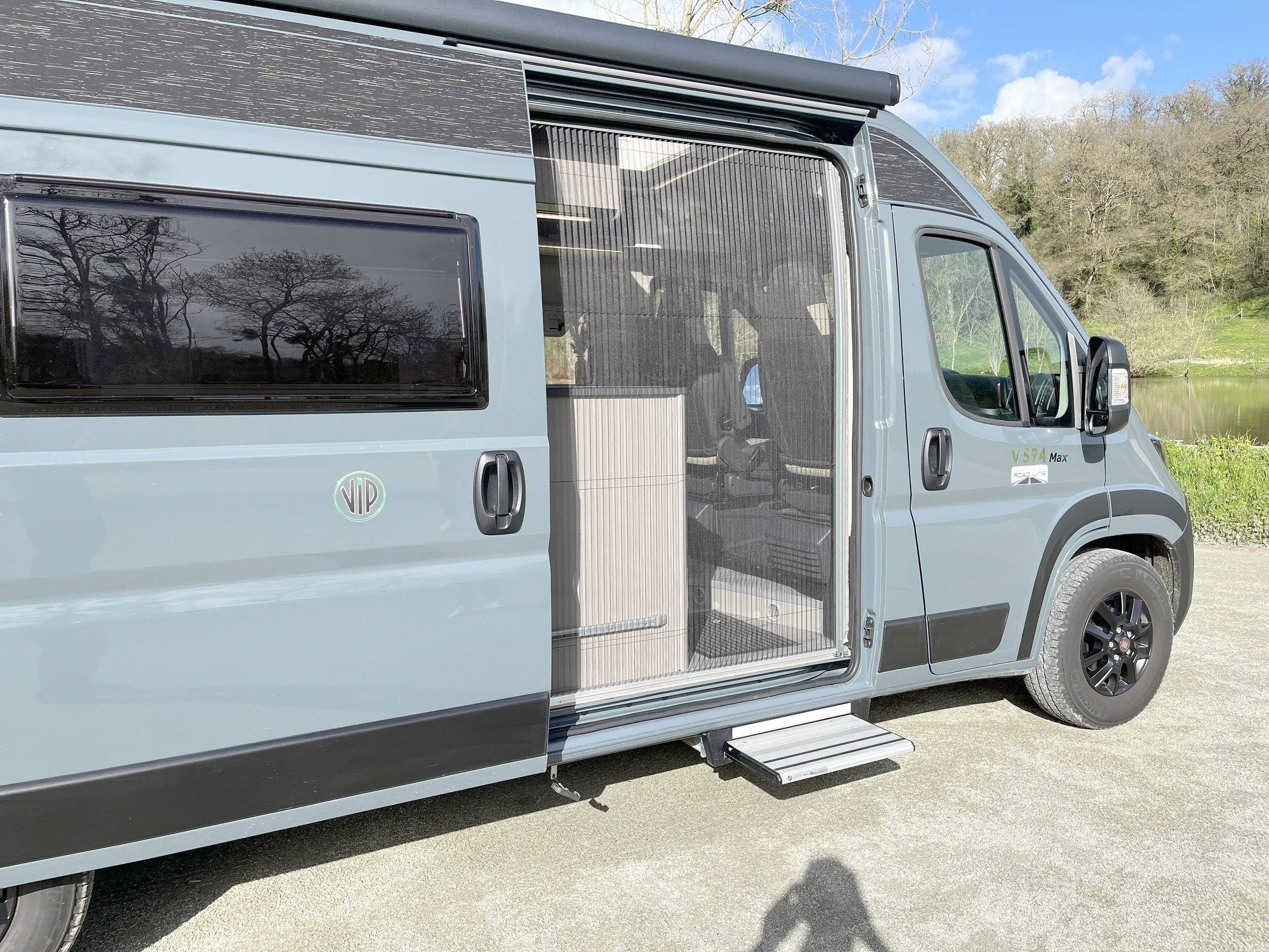 Chausson V594 MAX ROADLINE VIP