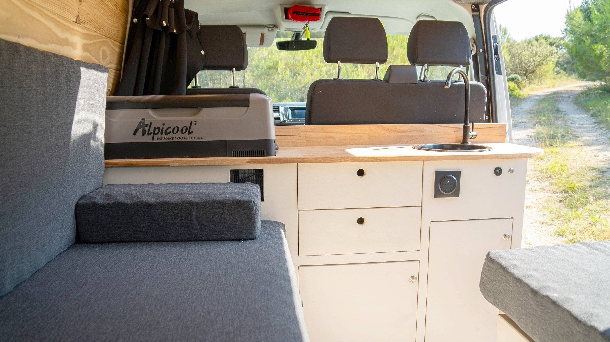 Volkswagen T6 2 l 102 ch