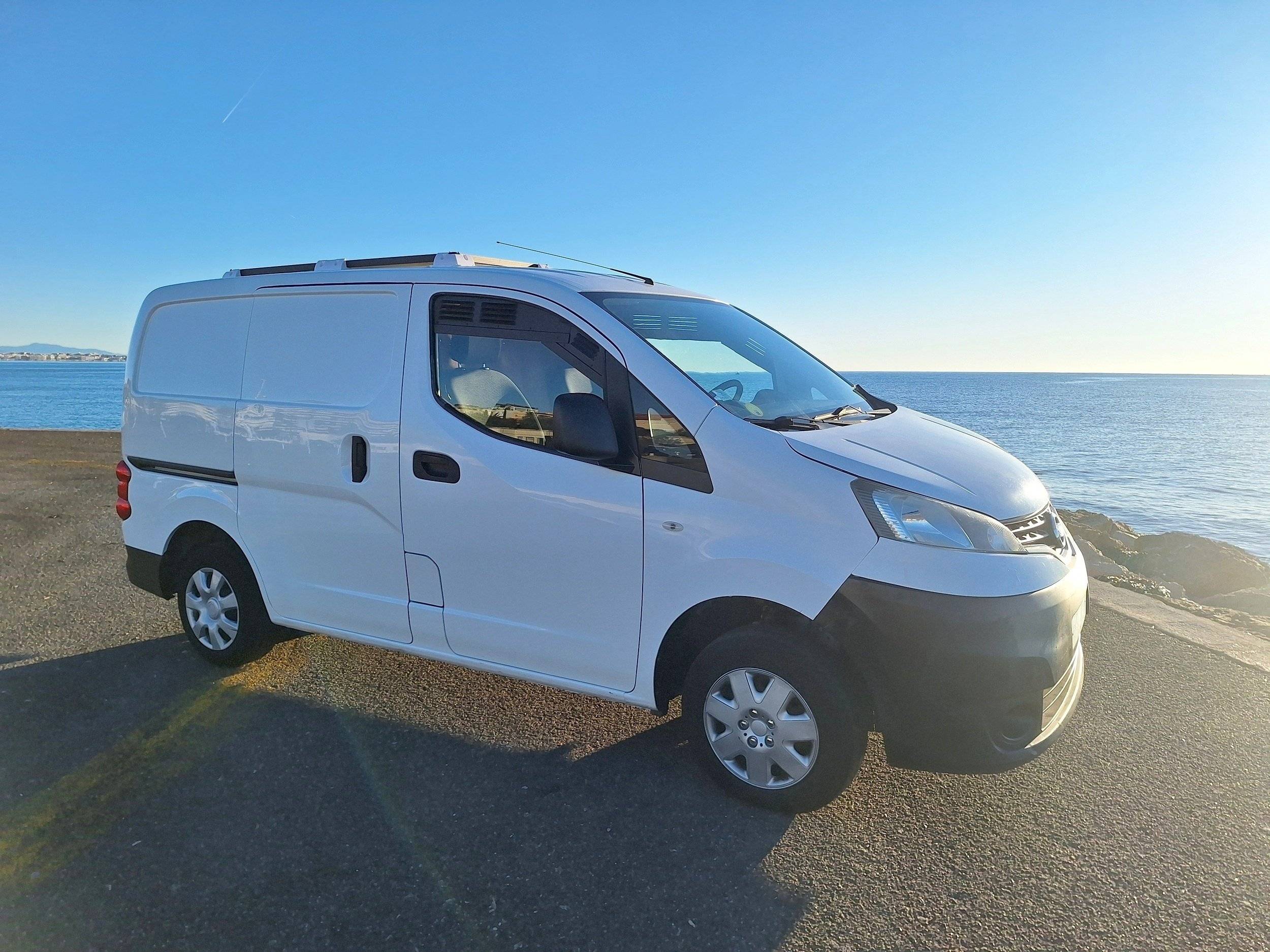 Autre NV200