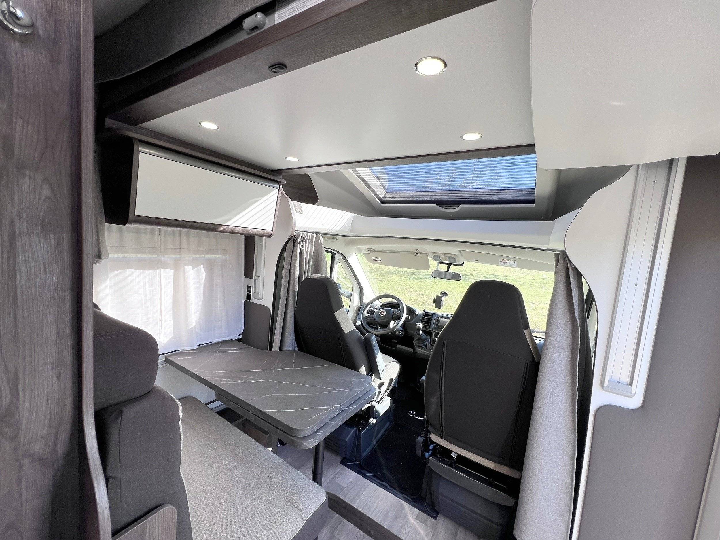 Dinette Fiat Fiat - Yescapa