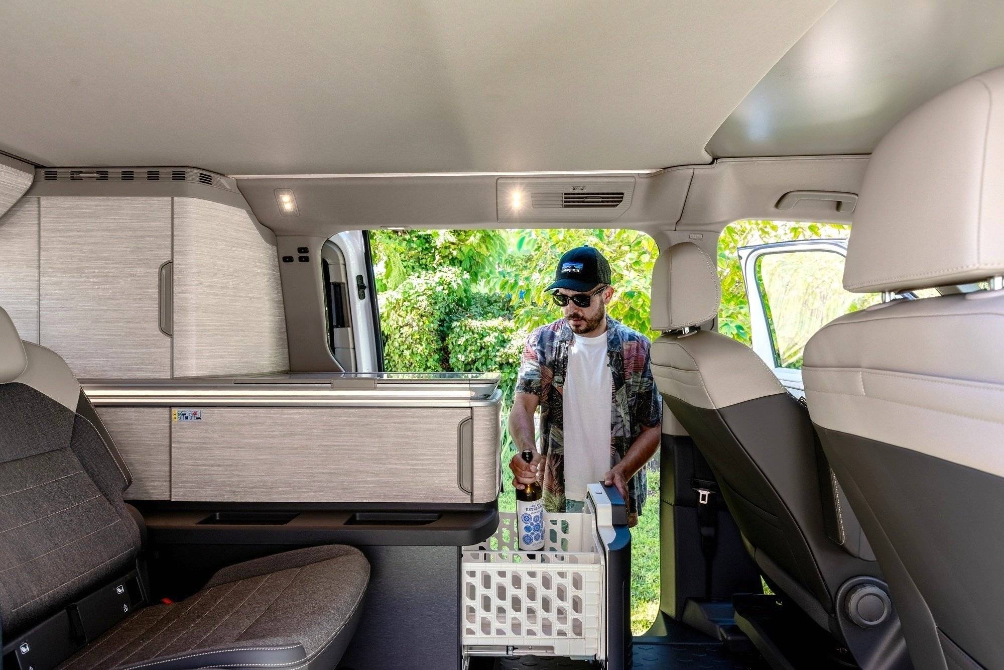 Plazas en cama Volkswagen T7 CALIFORNIA OCEAN - Yescapa