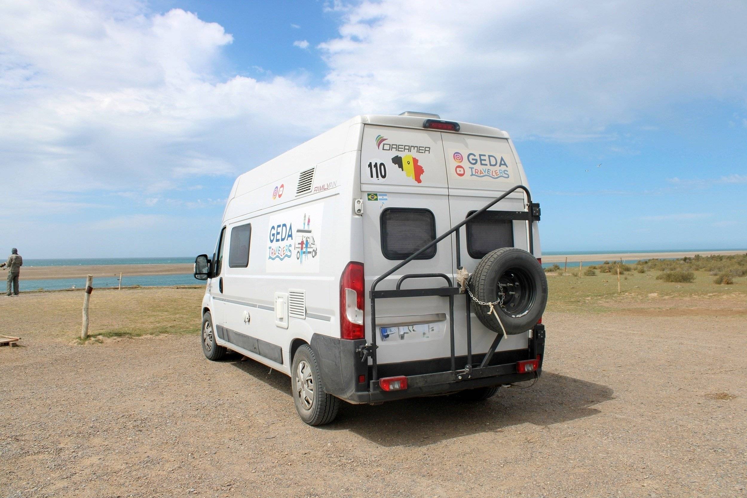 Dreamer Family van