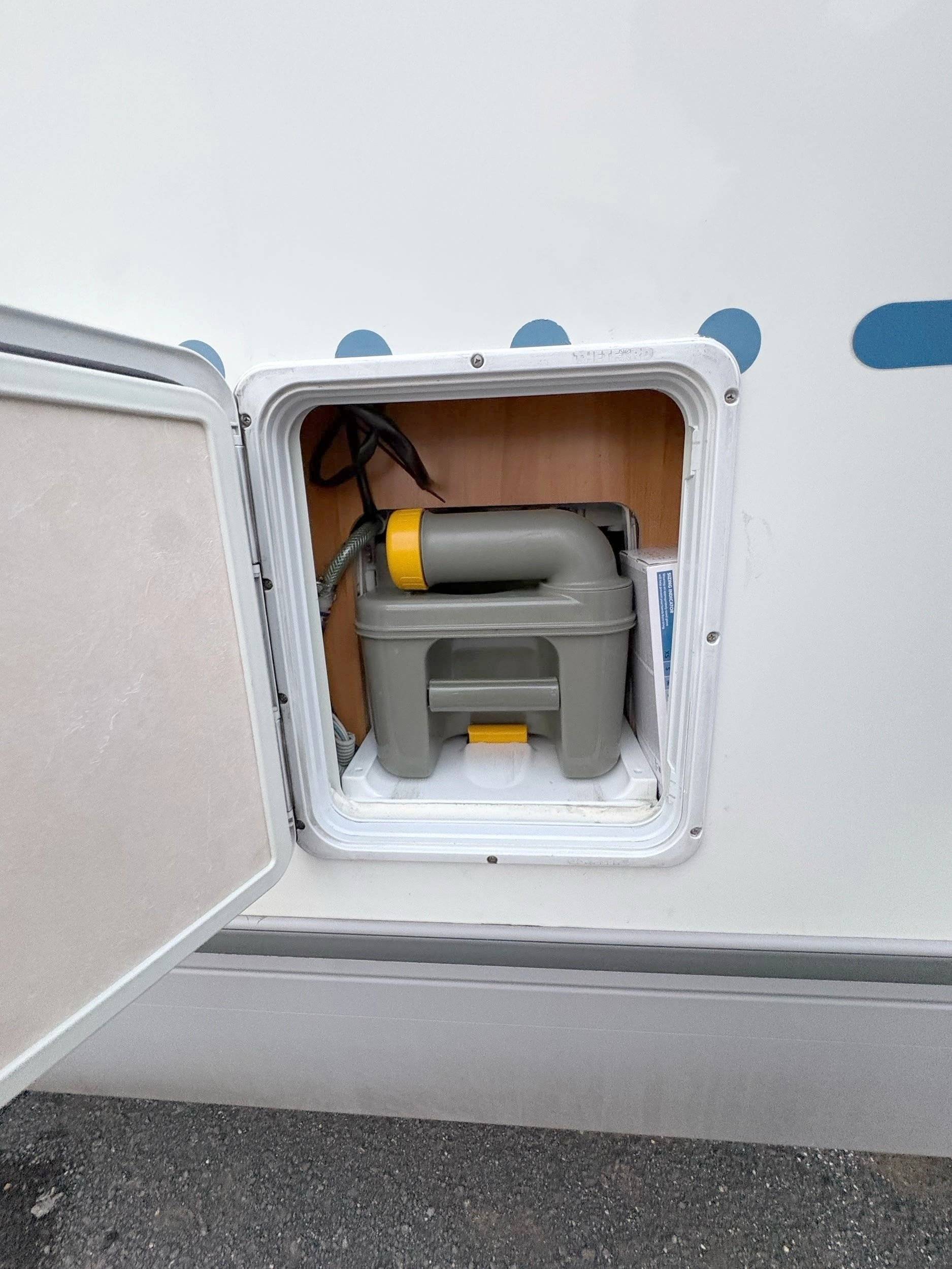 Adria ADRIA CORAL XL 660 SL