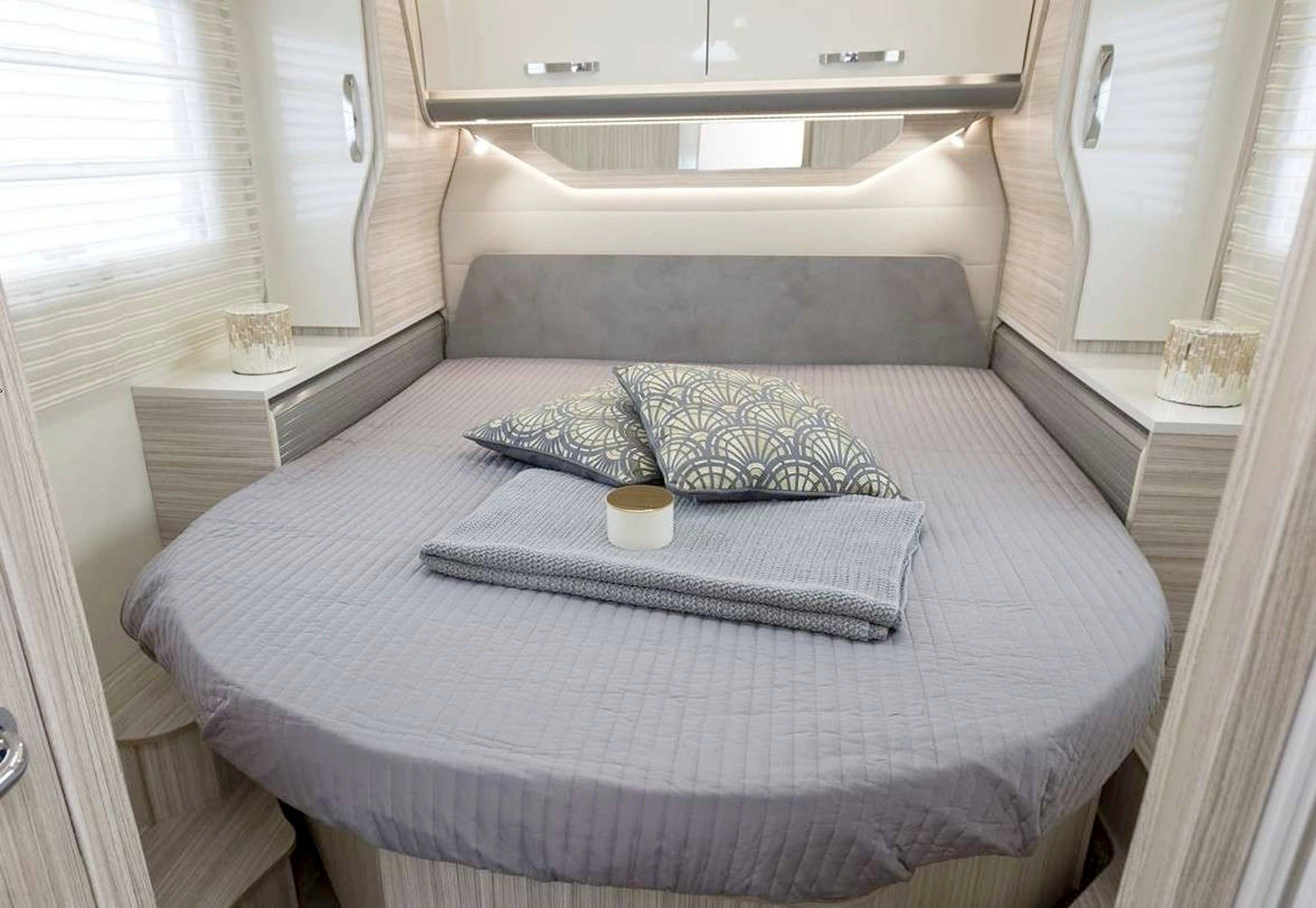 Slaapplaatsen Fiat Ducato 2,3 l 148 ch/Al-Ko - Yescapa