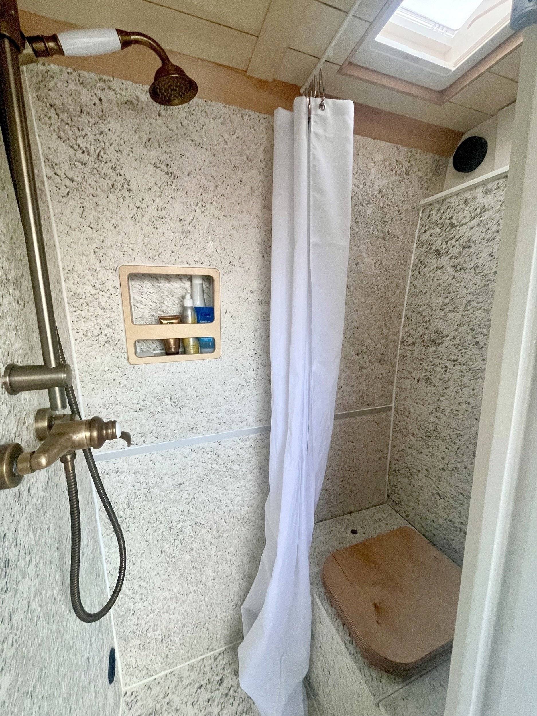 Le Bus Magic Boxer 2,0 l 130 ch