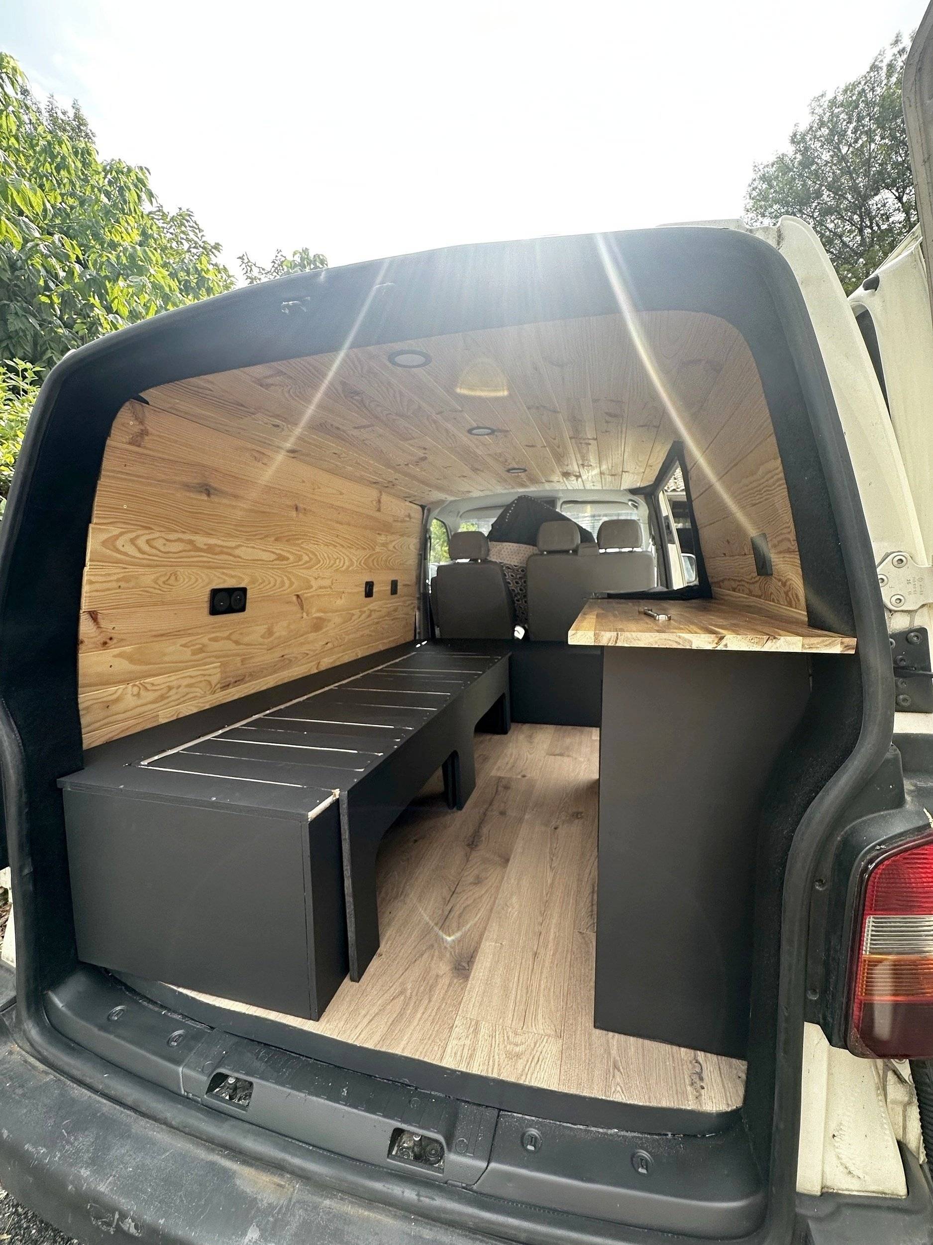 Custo Van Transporter