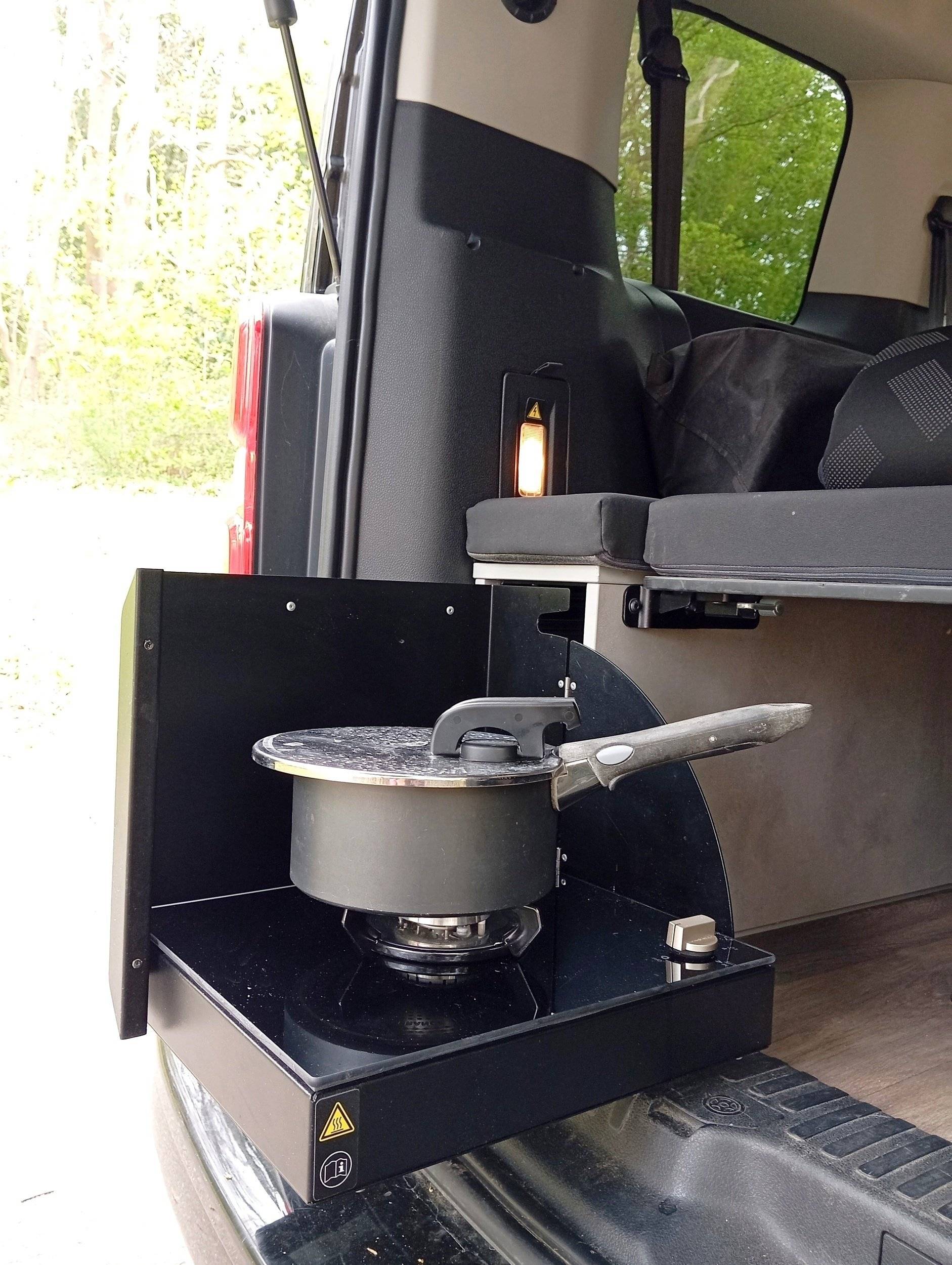 Comedor Opel ZAFIRA LIFE - Yescapa