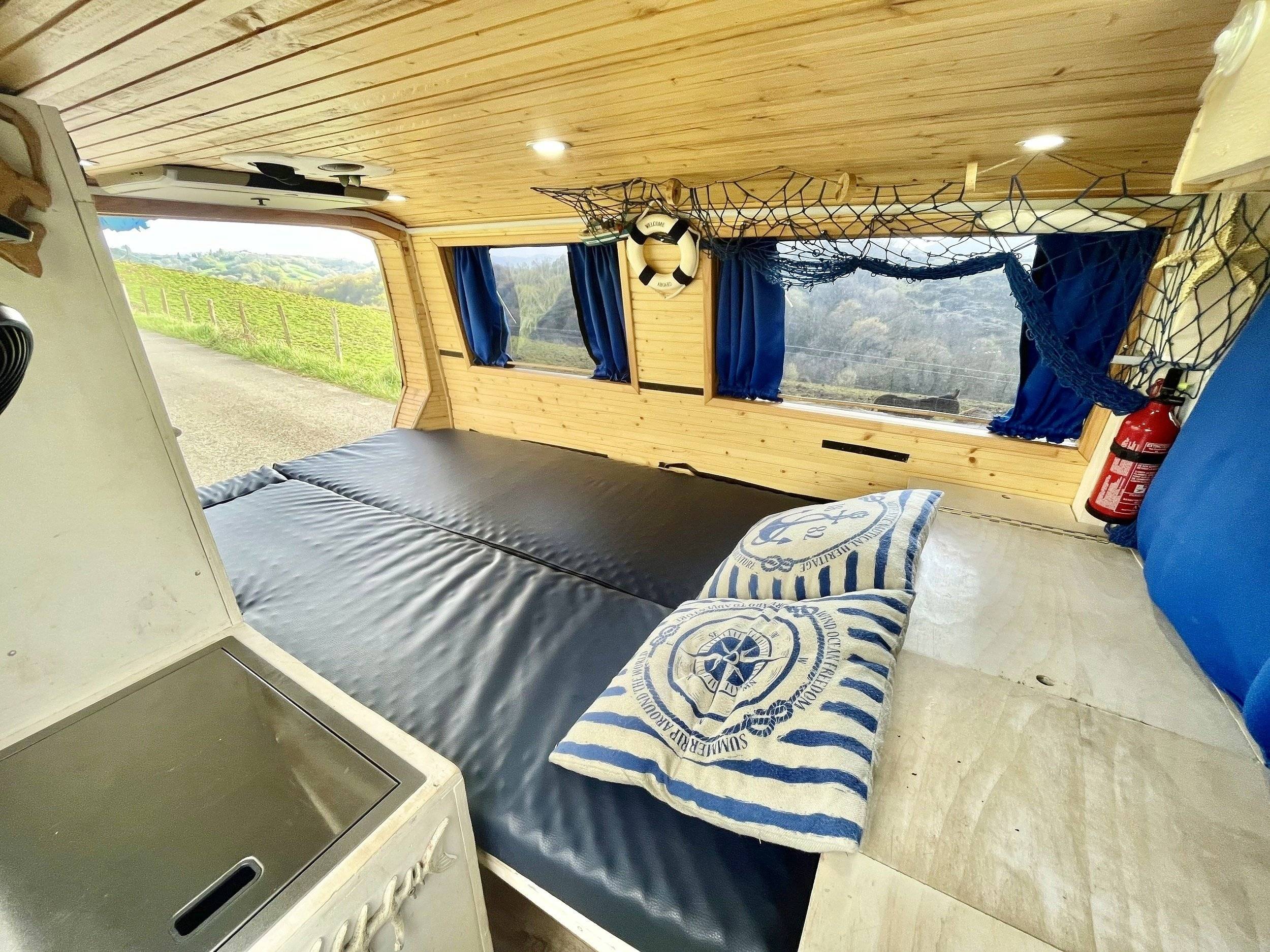 Volkswagen T5 2,5 l 130 ch