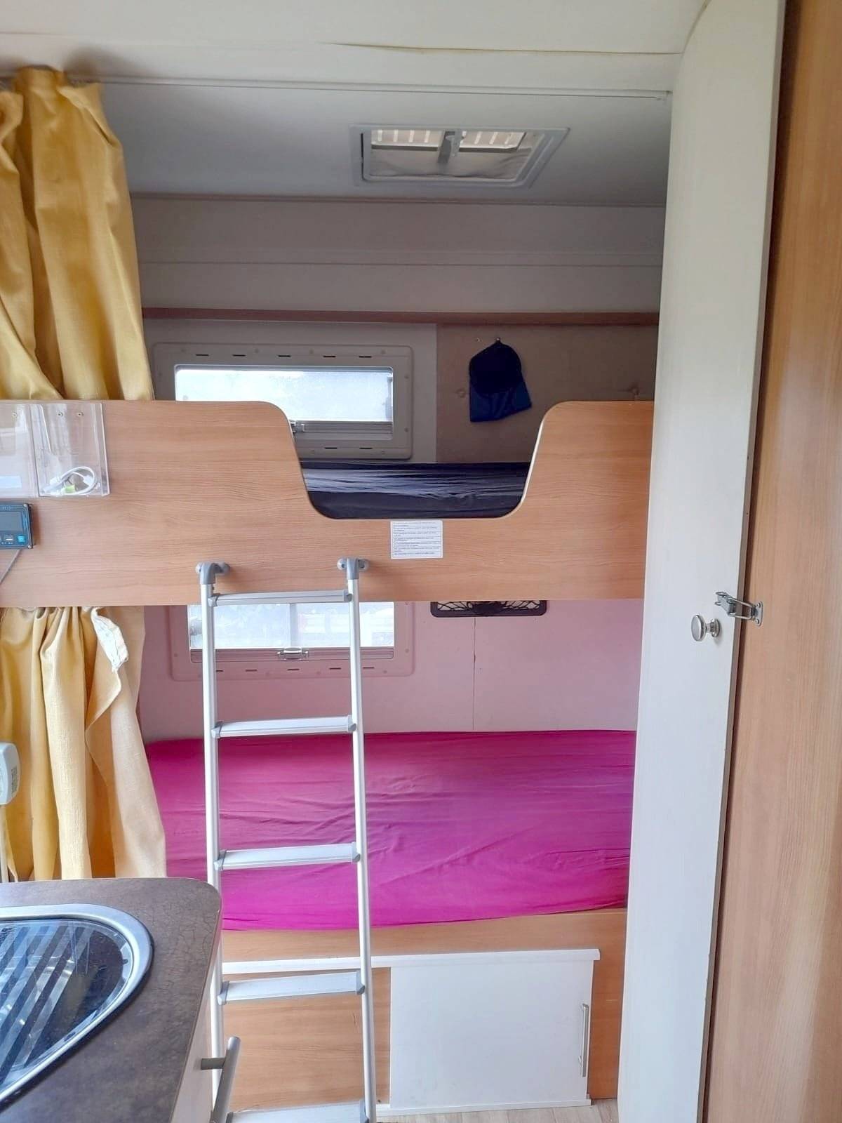 Berth Fiat - Yescapa