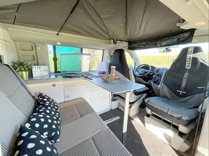 Coin repas Volkswagen Volkswagen T6.1 California Coast - Yescapa