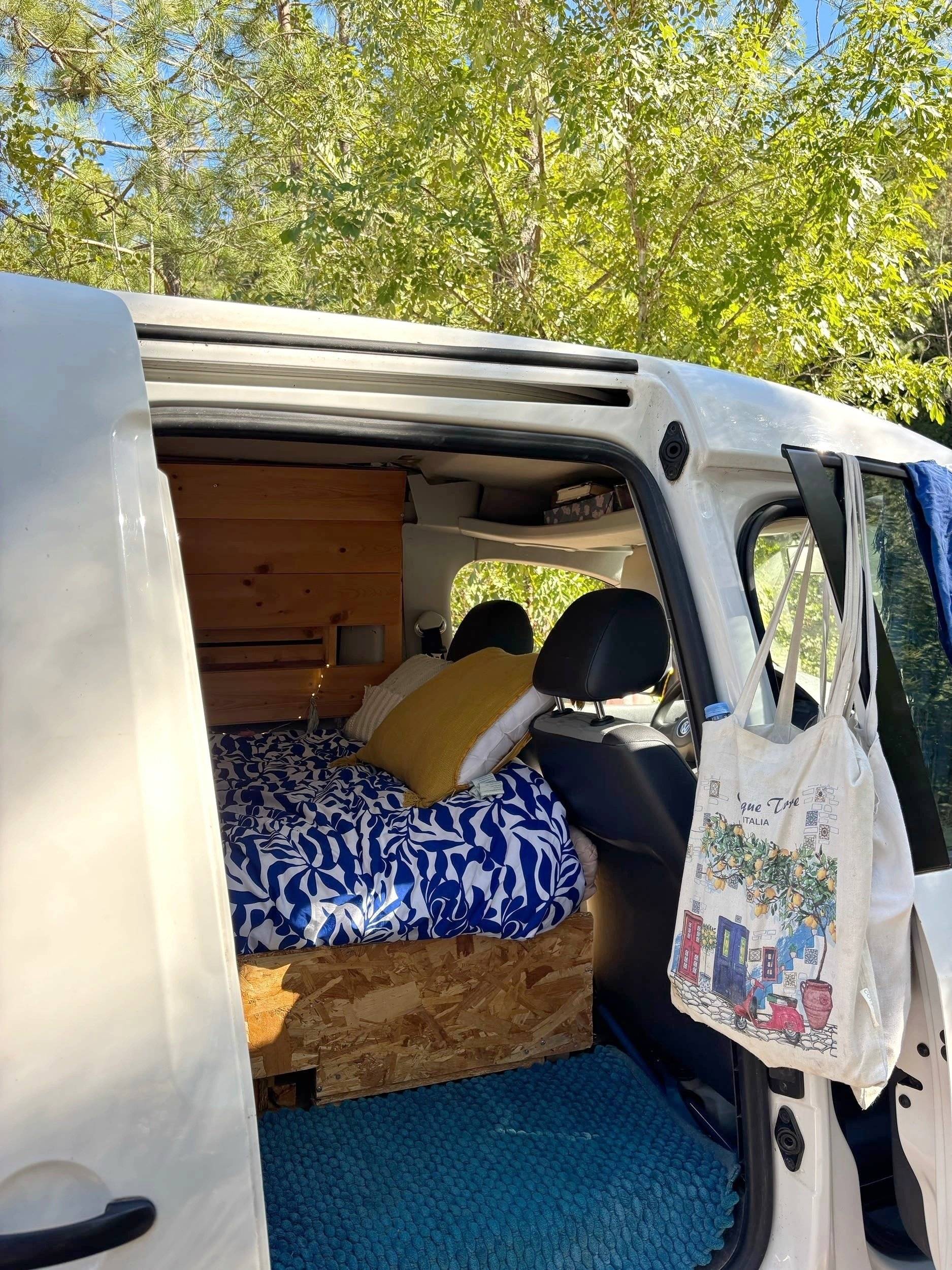 caddy  Caddy Maxi Van