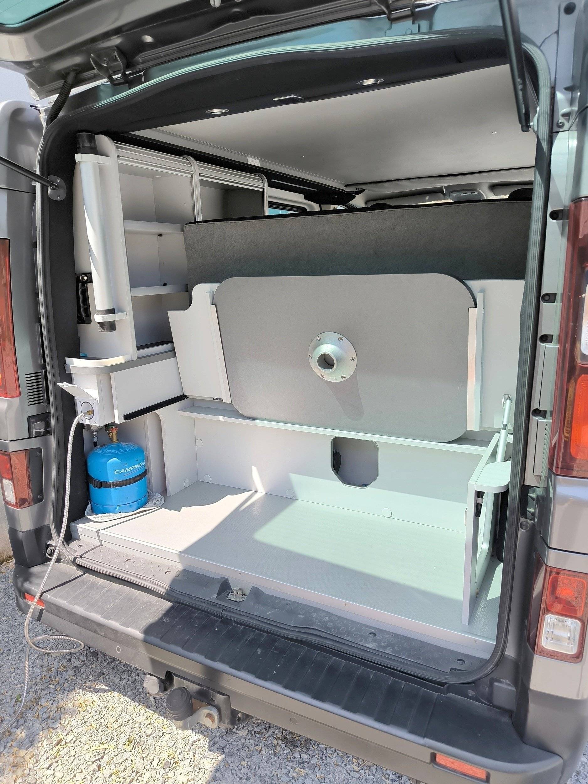 Hanroad RENAULT TRAFIC III Grand Confort