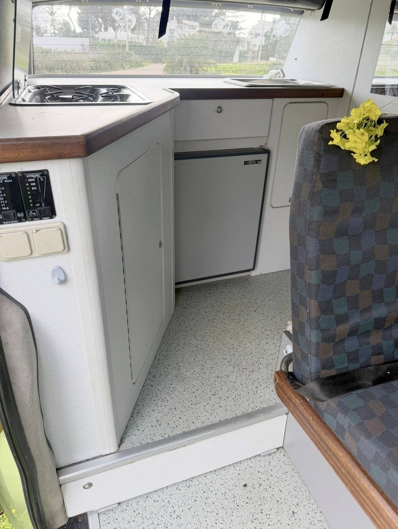 Kitchenette Mercedes vito - Yescapa