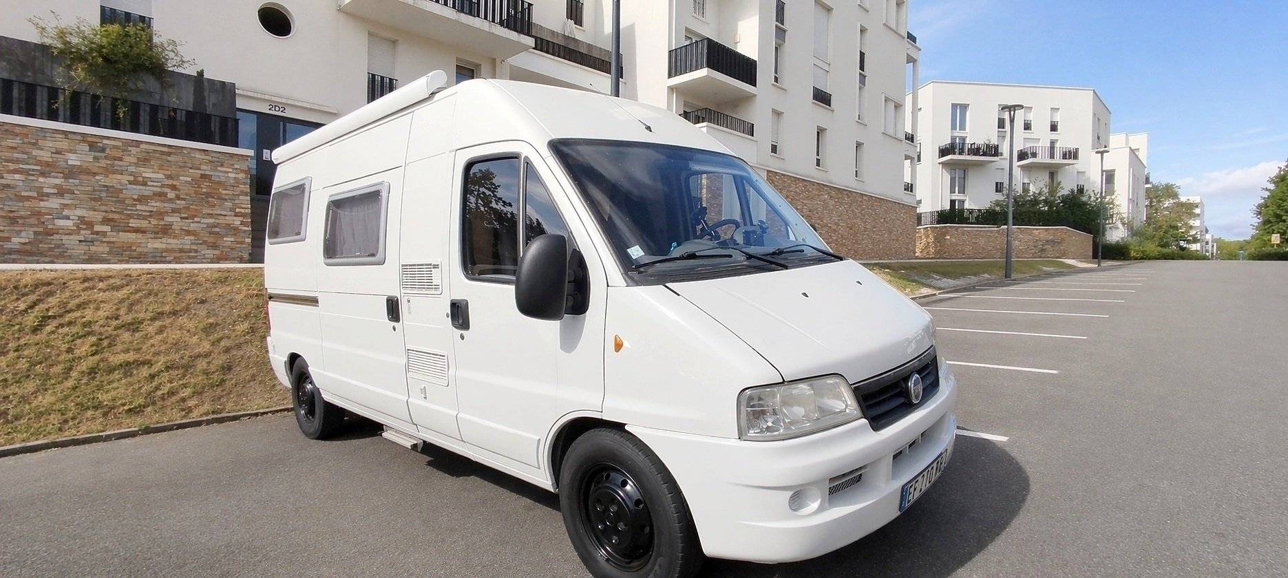 Vista de 3/4 Fiat - Yescapa