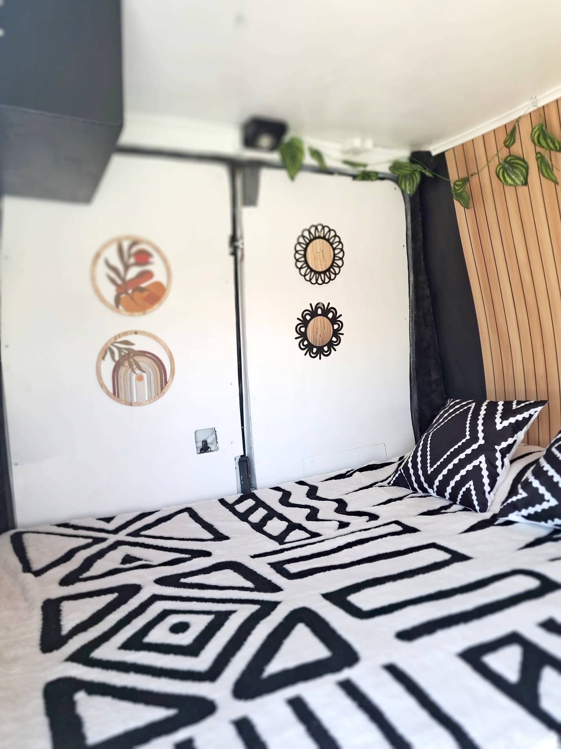 Berth Peugeot Boxer - Yescapa