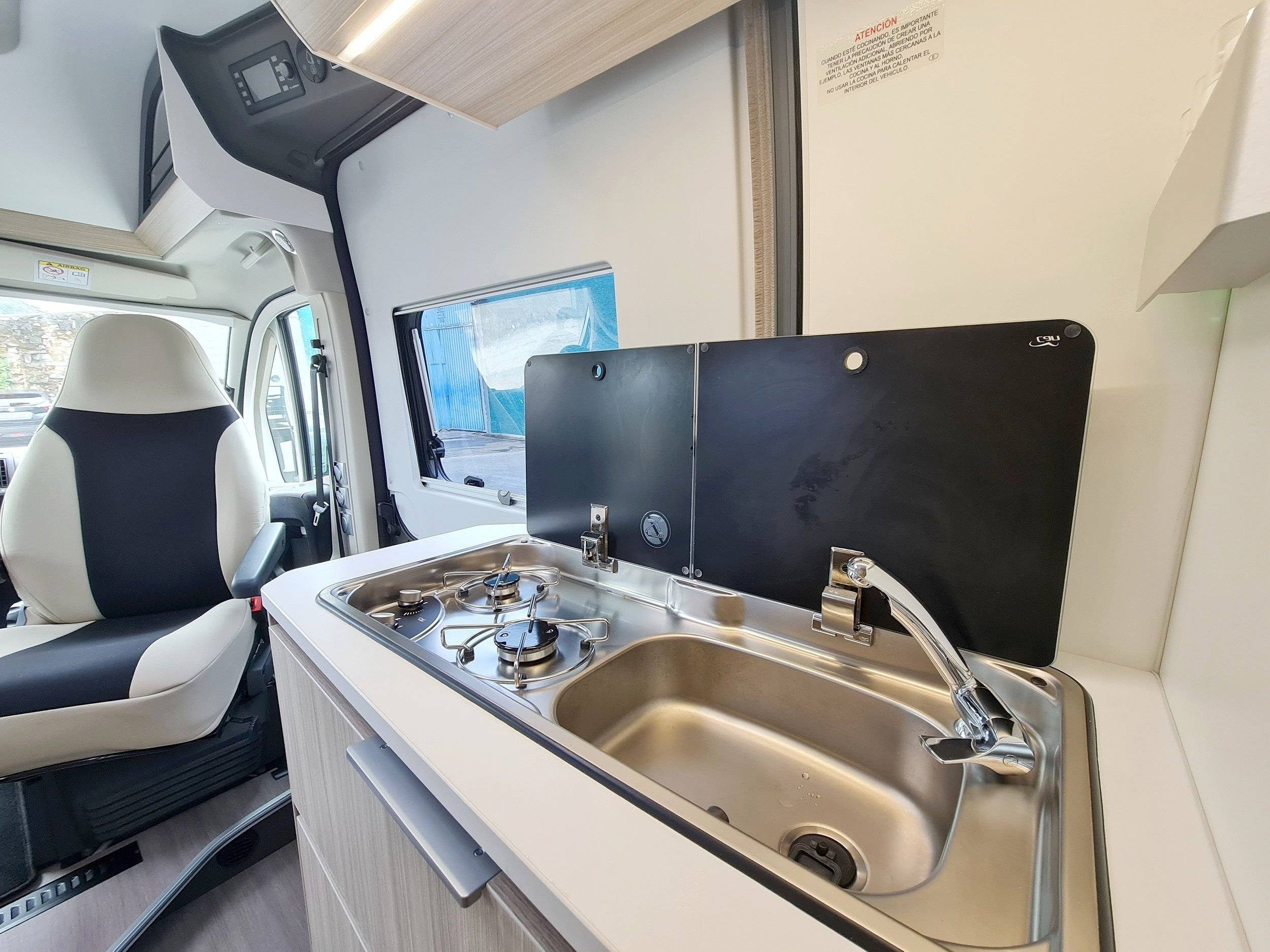 Adria adria twin axess 600 sp family