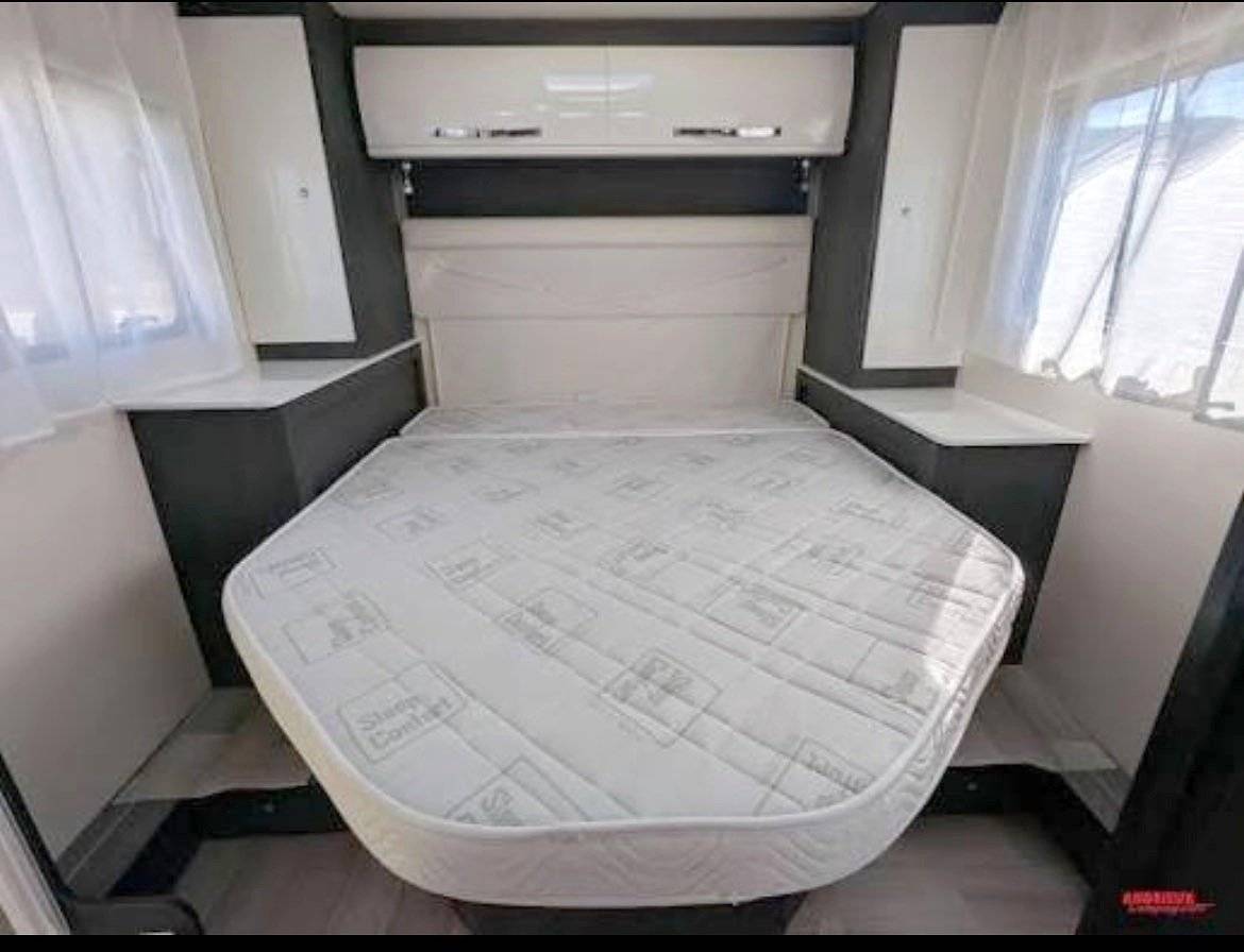 Dormidas Ford Transit 2,0 l 170 ch - Yescapa