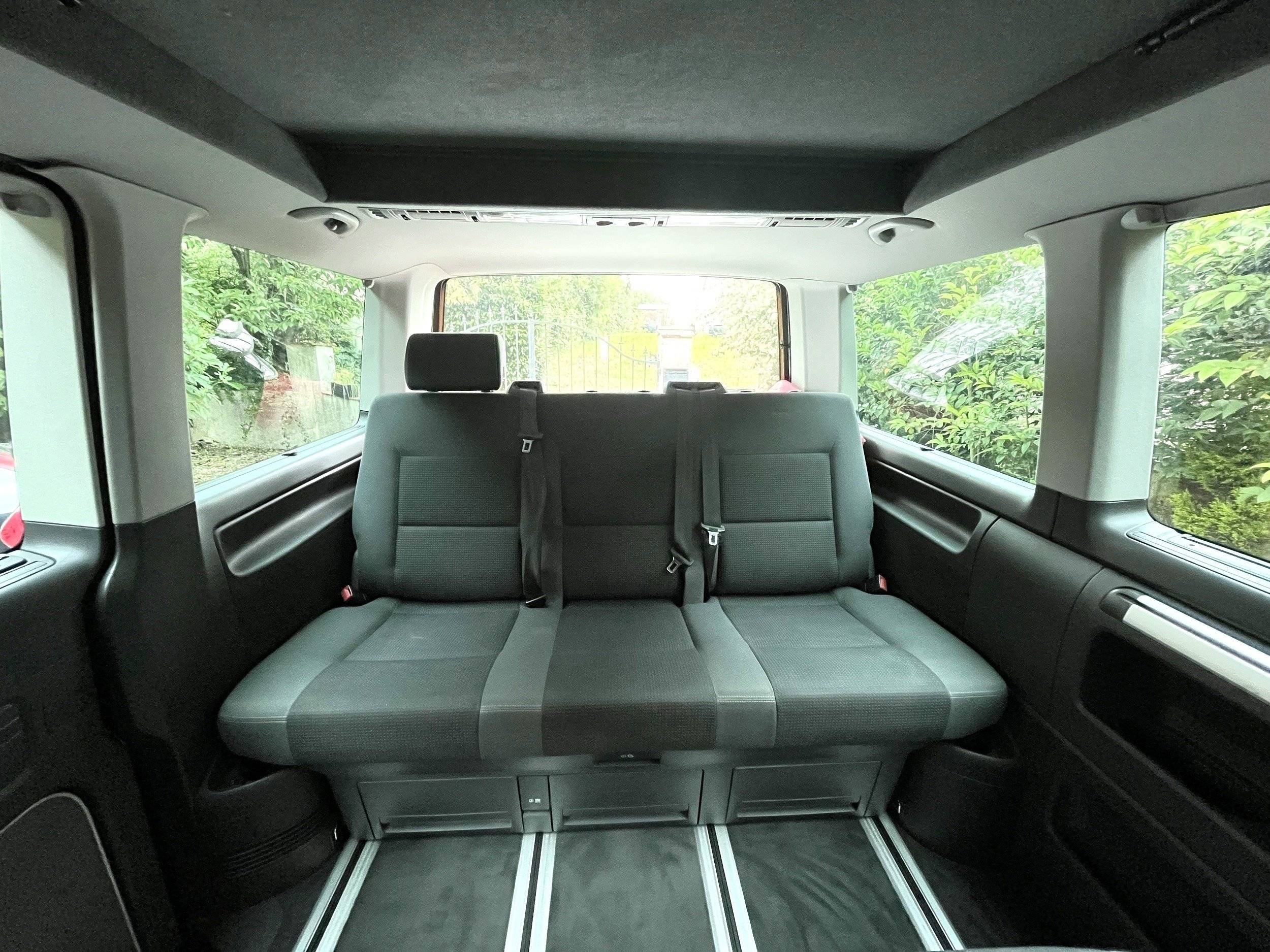 Volkswagen T5 2 l 140 ch