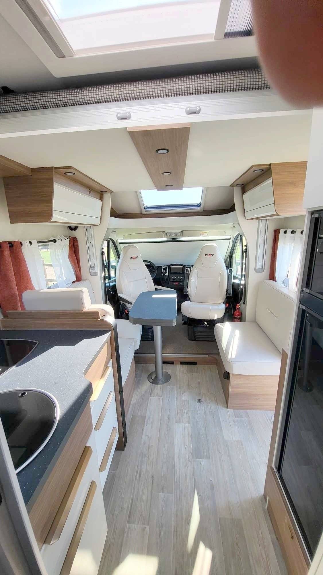 Pilote P746 Evidence