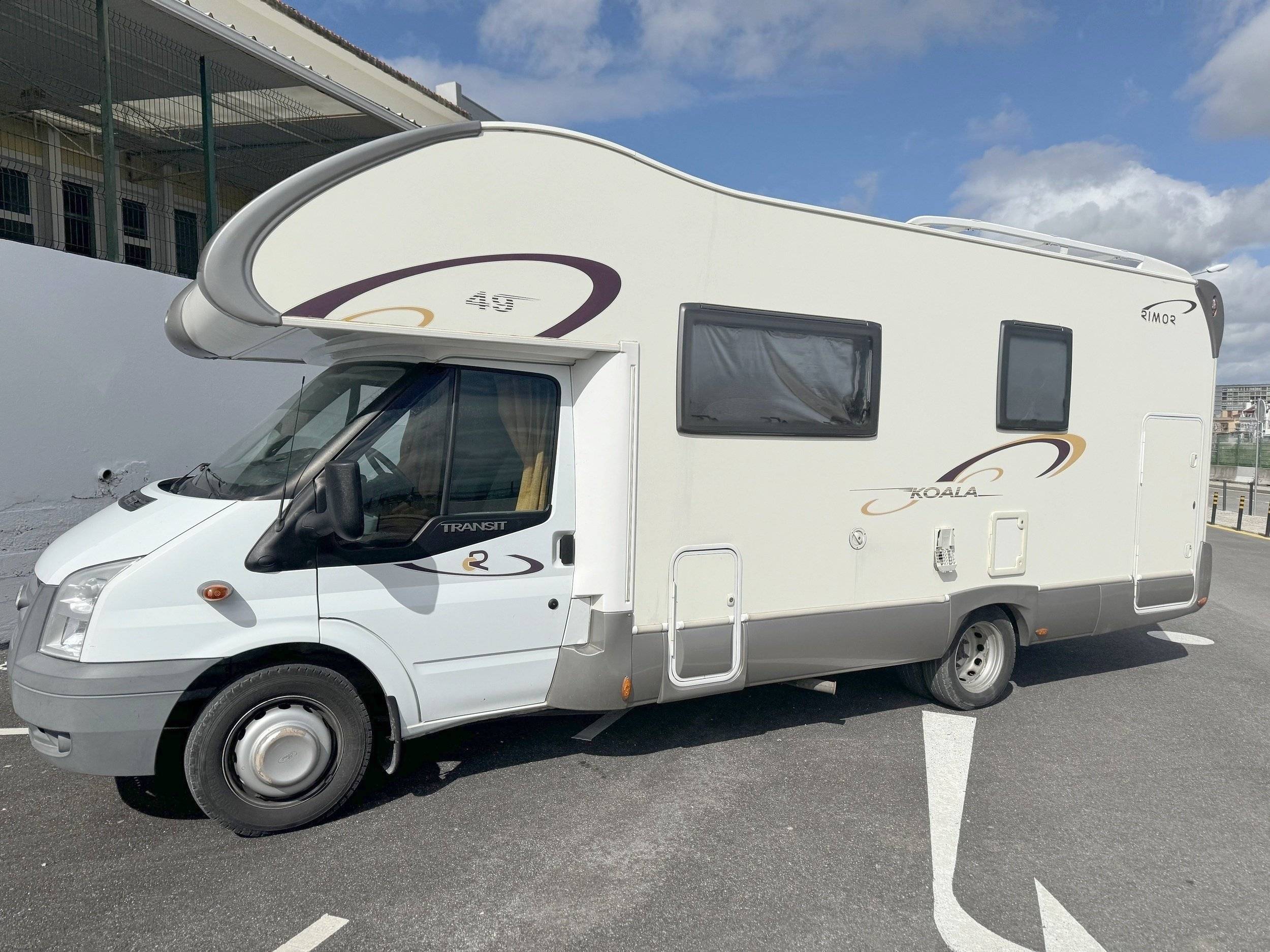 Elnagh Transit 2,4 l TDCi 140 ch.