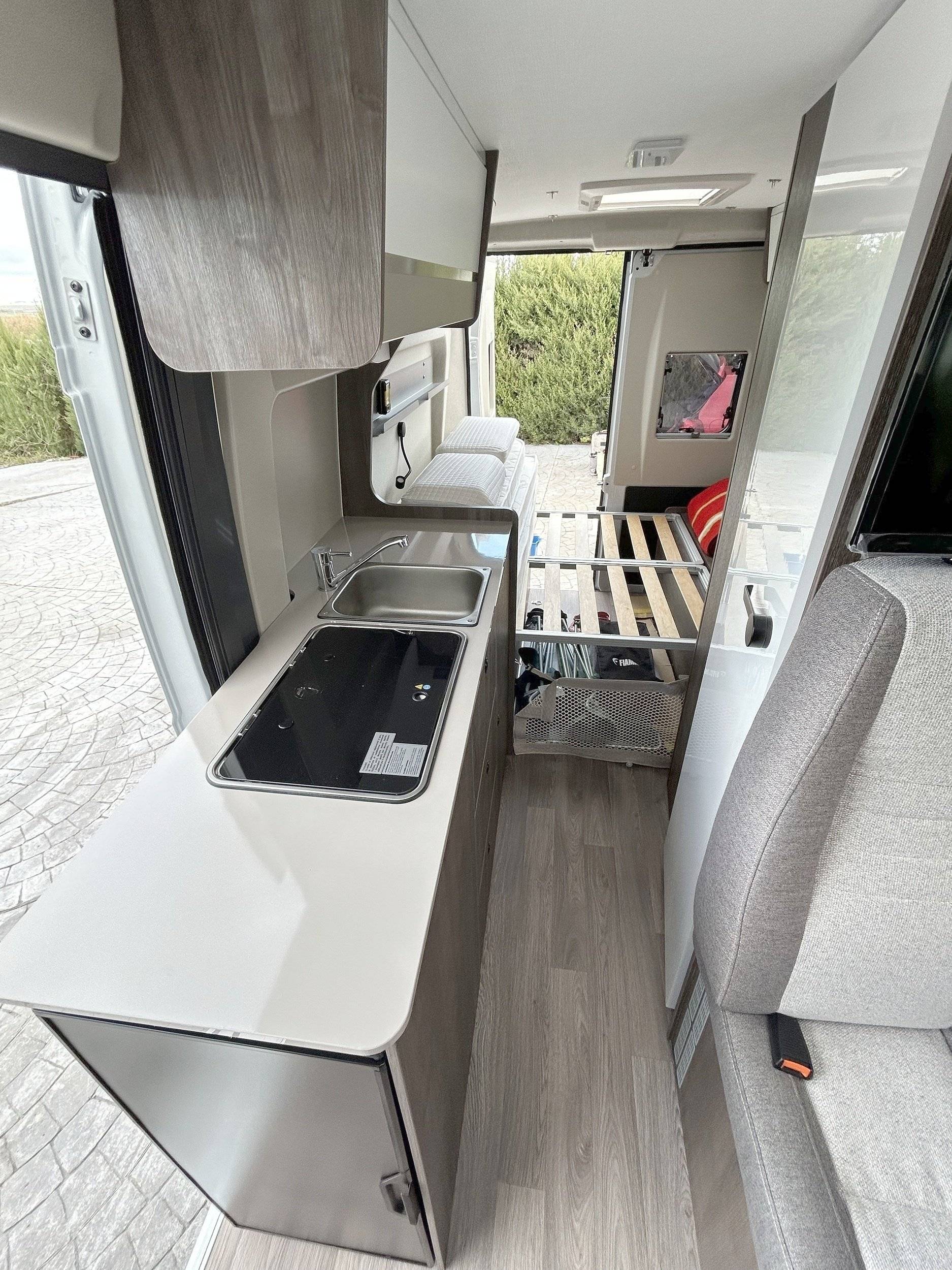 Kitchen Citroën Citroën jumper 140 cv - Yescapa