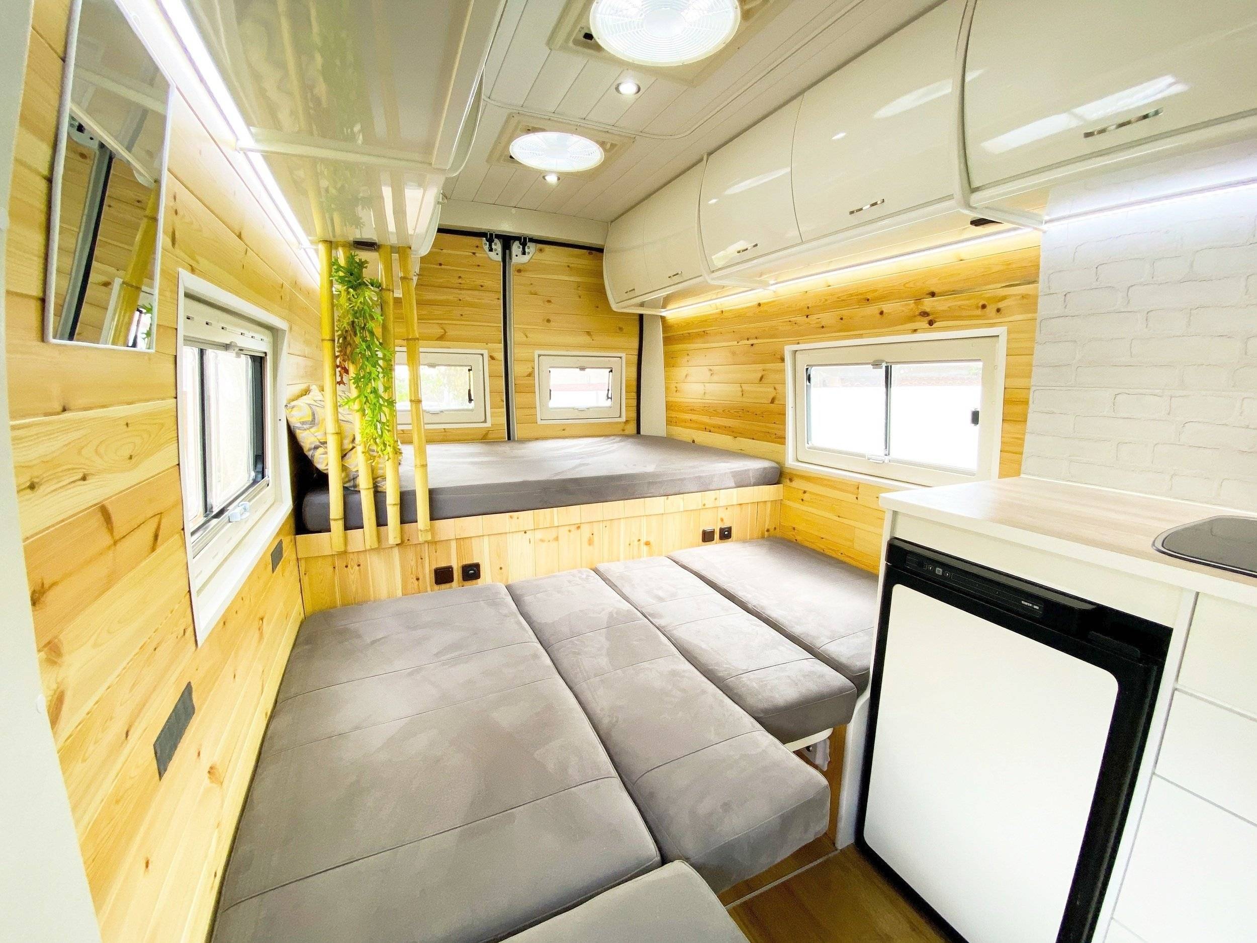 Couchages Citroën Jumper 2,2 l 130 ch - Yescapa