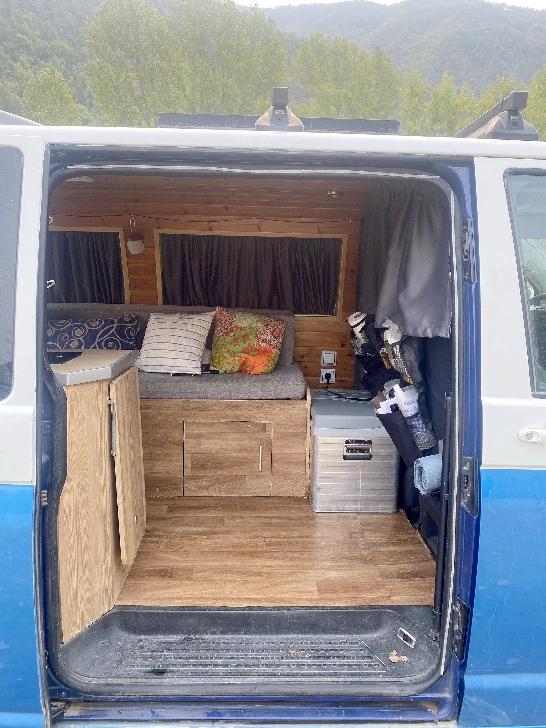 Camper Track Van