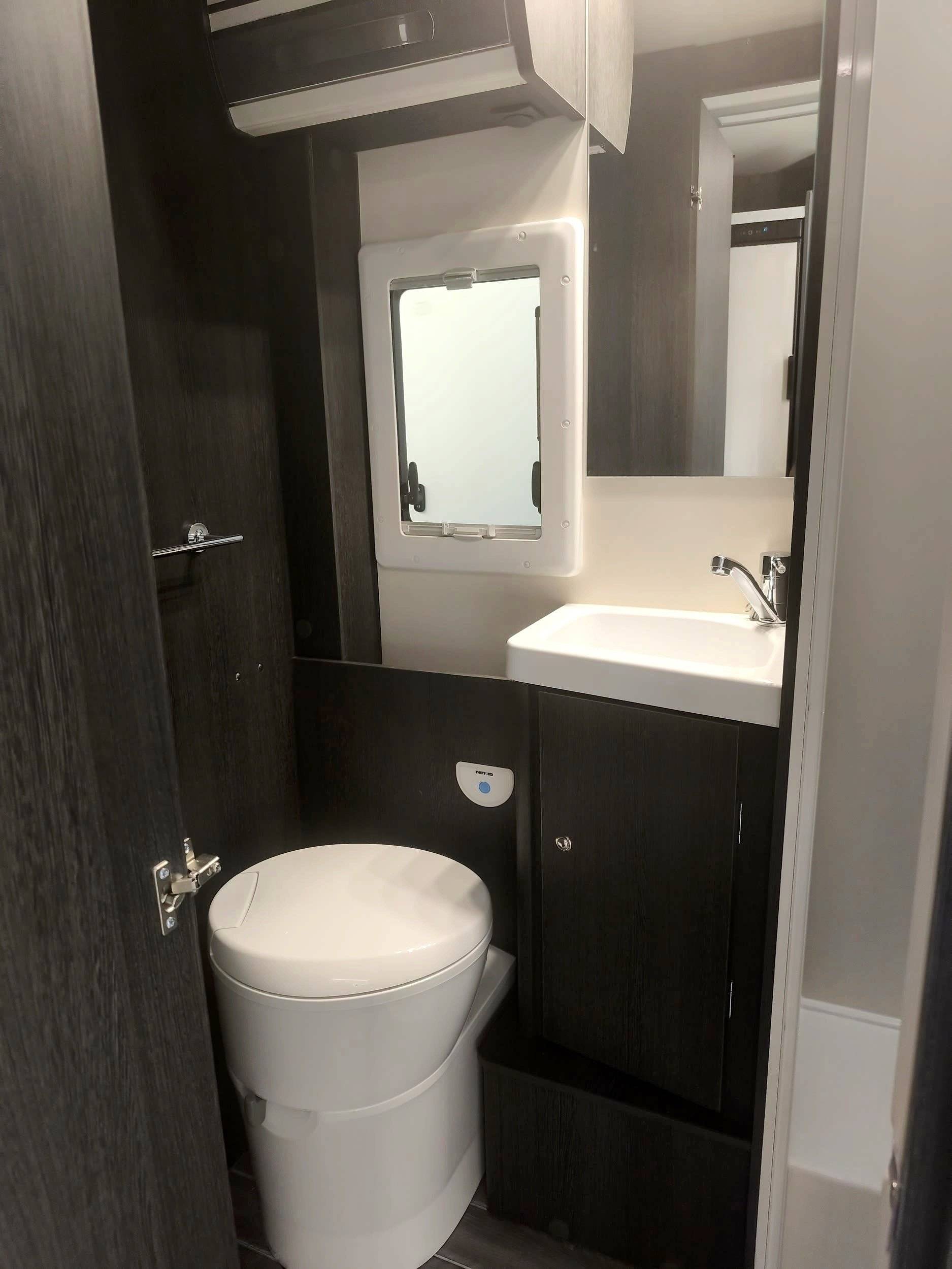 Roller Team FORD WERKE GMBH