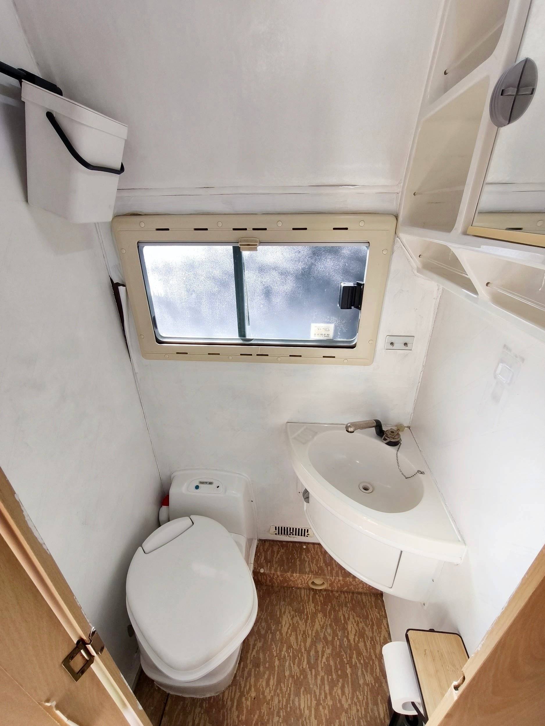 Pilote Transit 2,5 l 76 ch