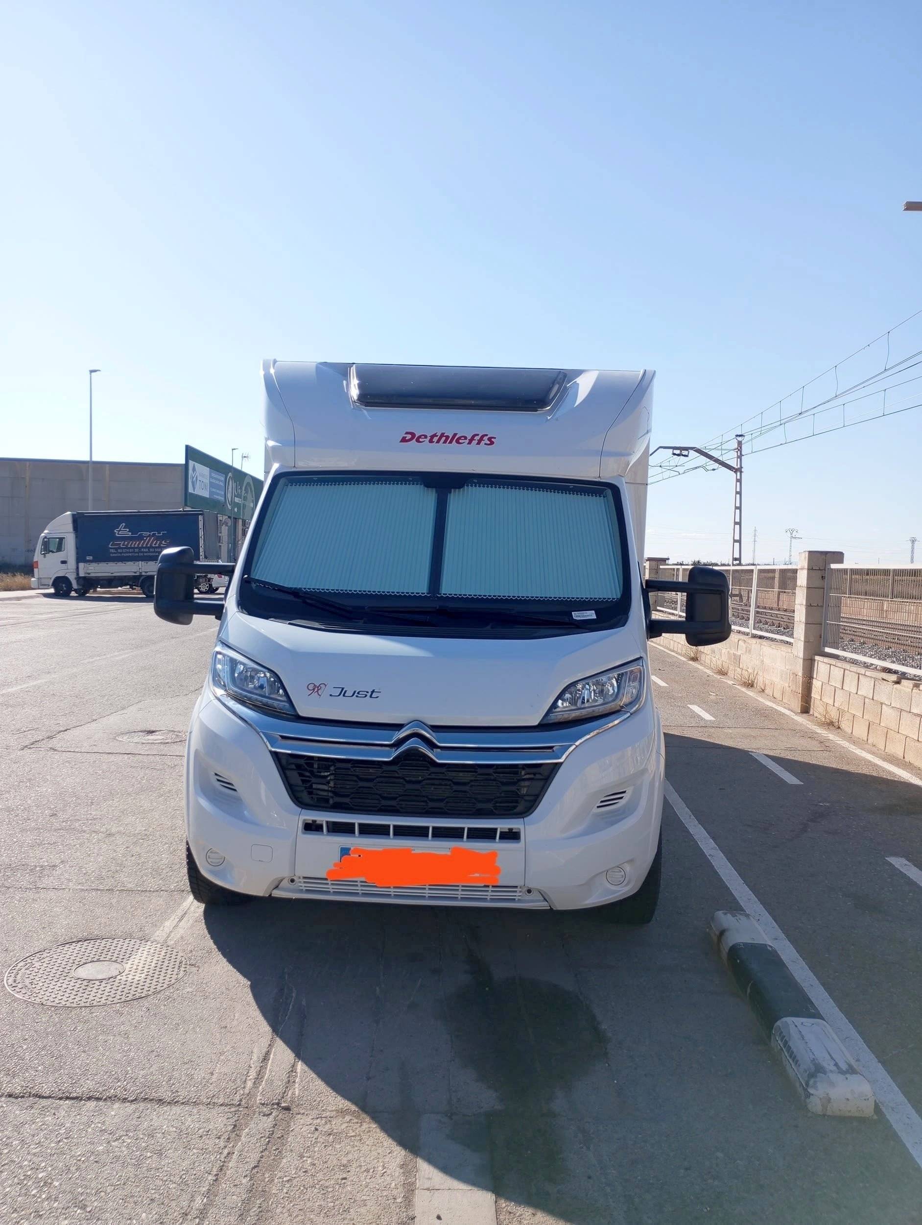 Dethleffs Just T - 7052 DBM