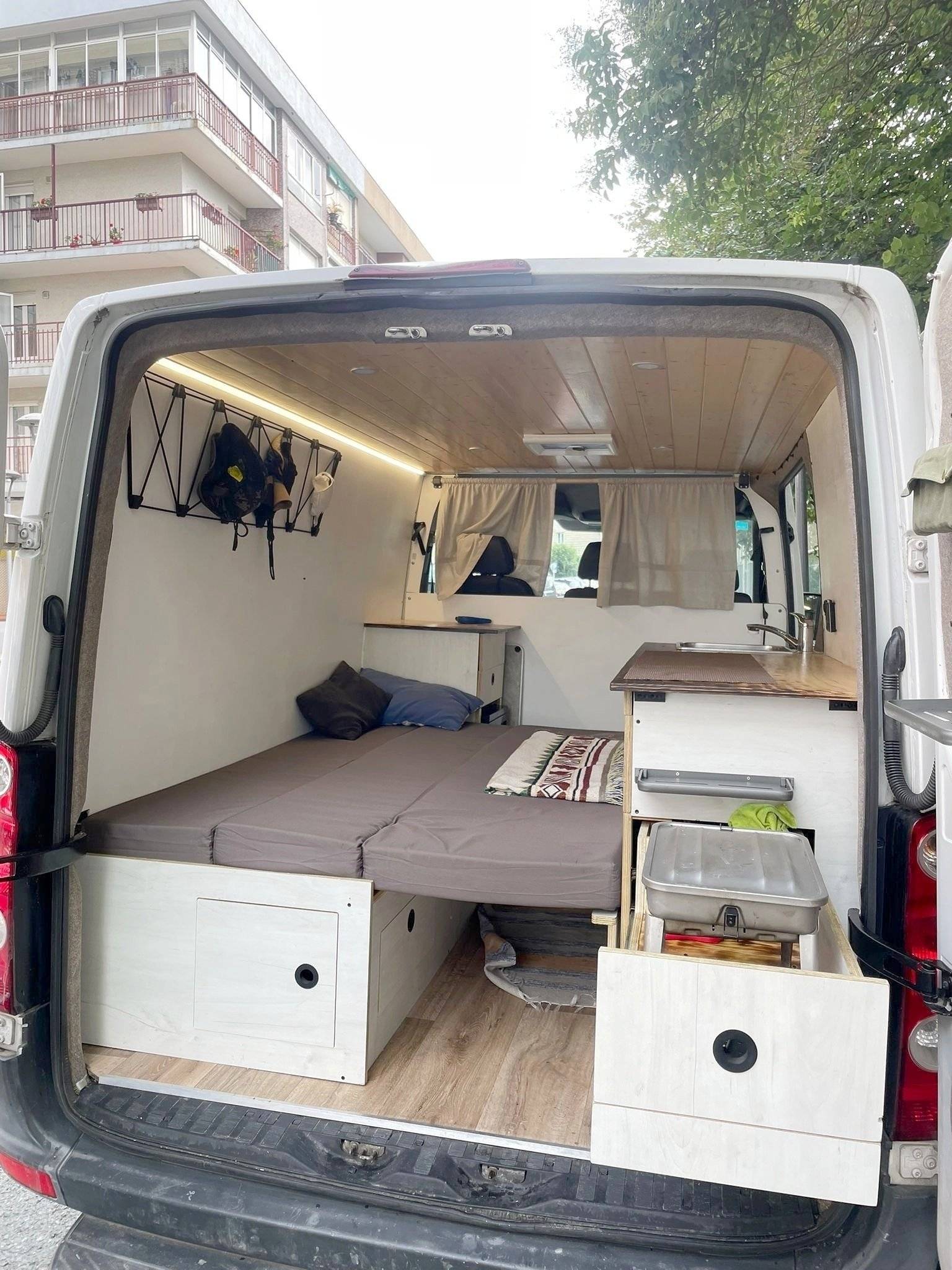 Berth Volkswagen VOLKSWAGEN CRAFTER - Yescapa