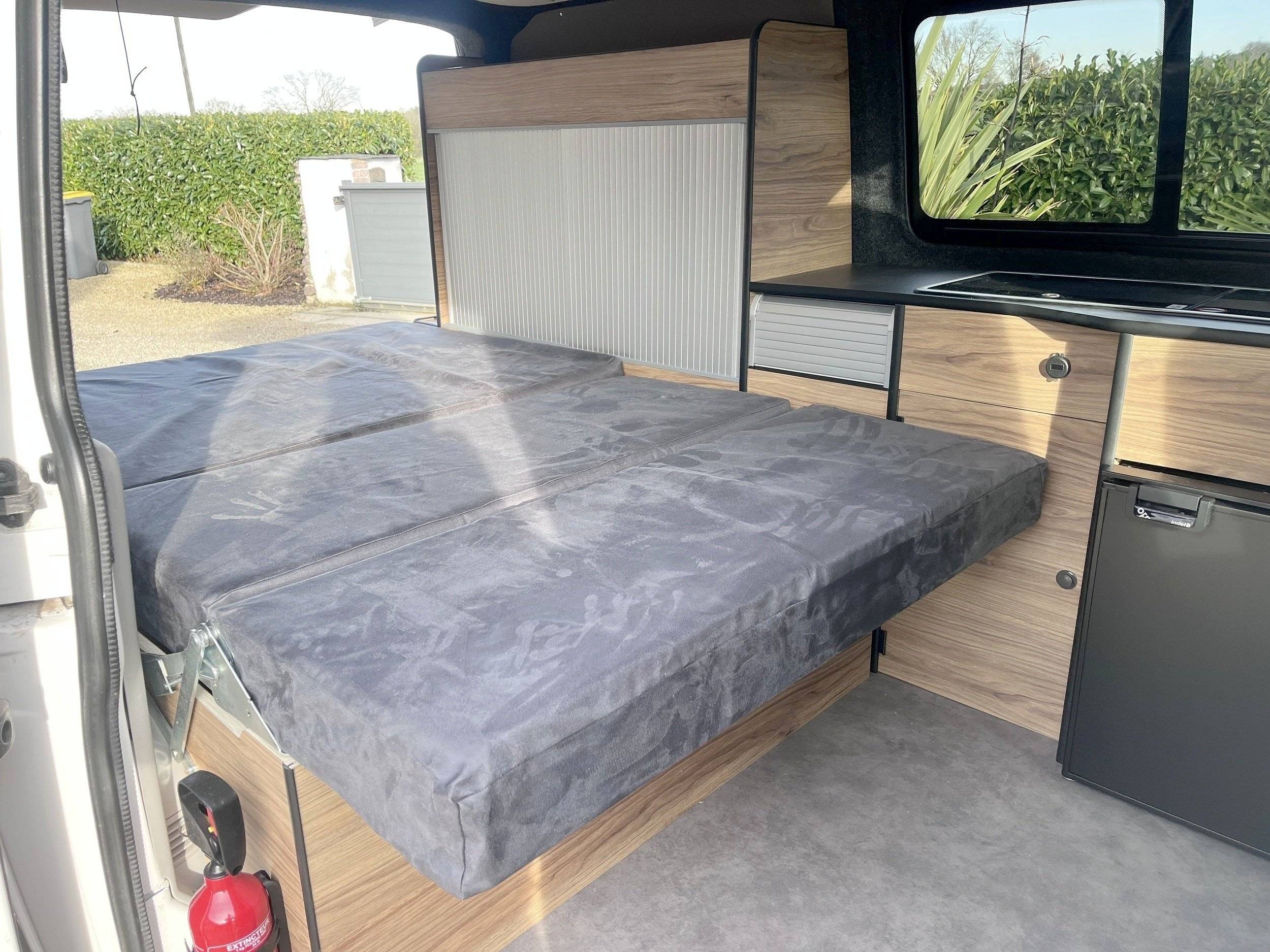 Volkswagen T5 2 l 102 ch