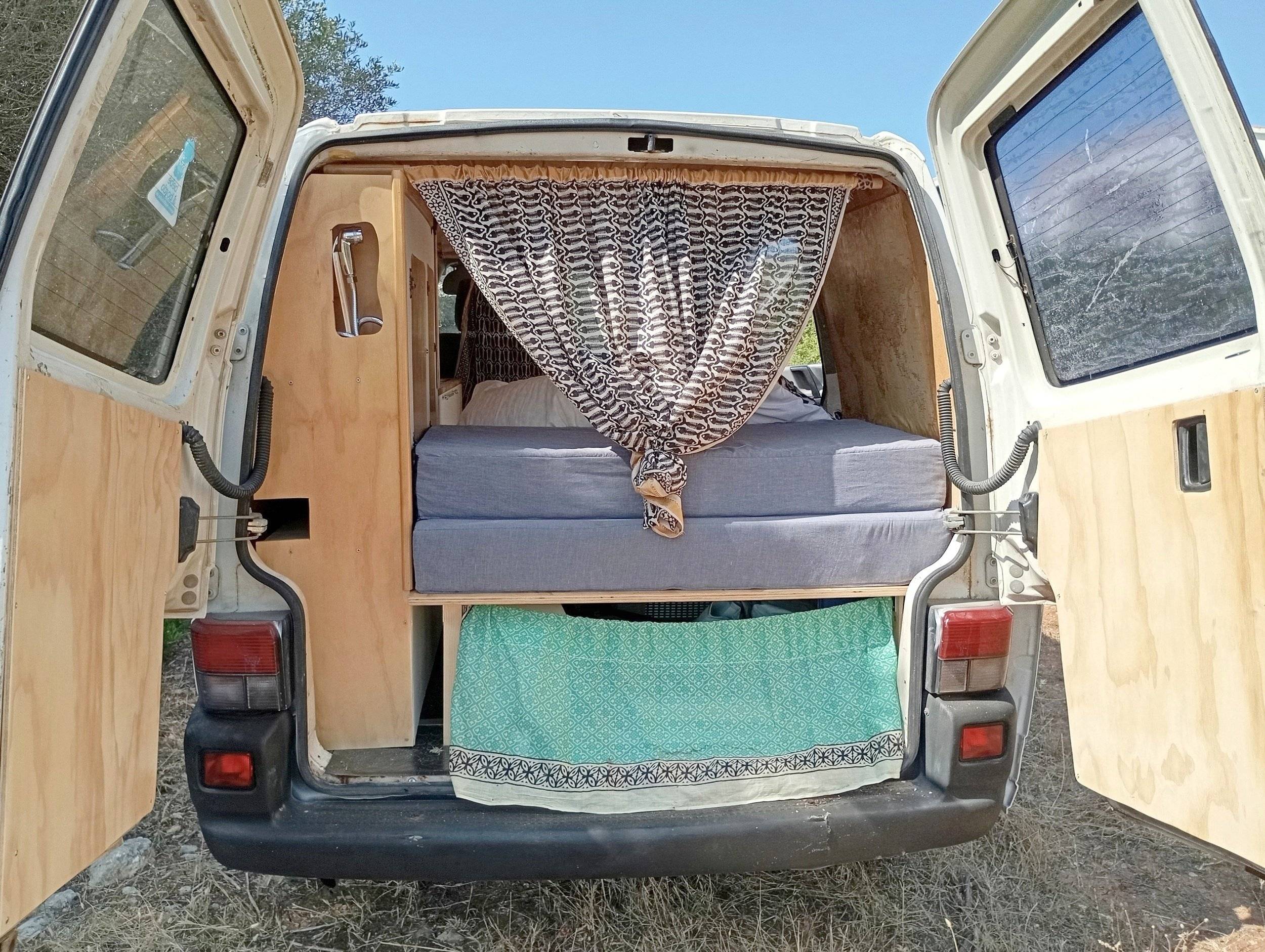 Vue arrière Volkswagen - Yescapa