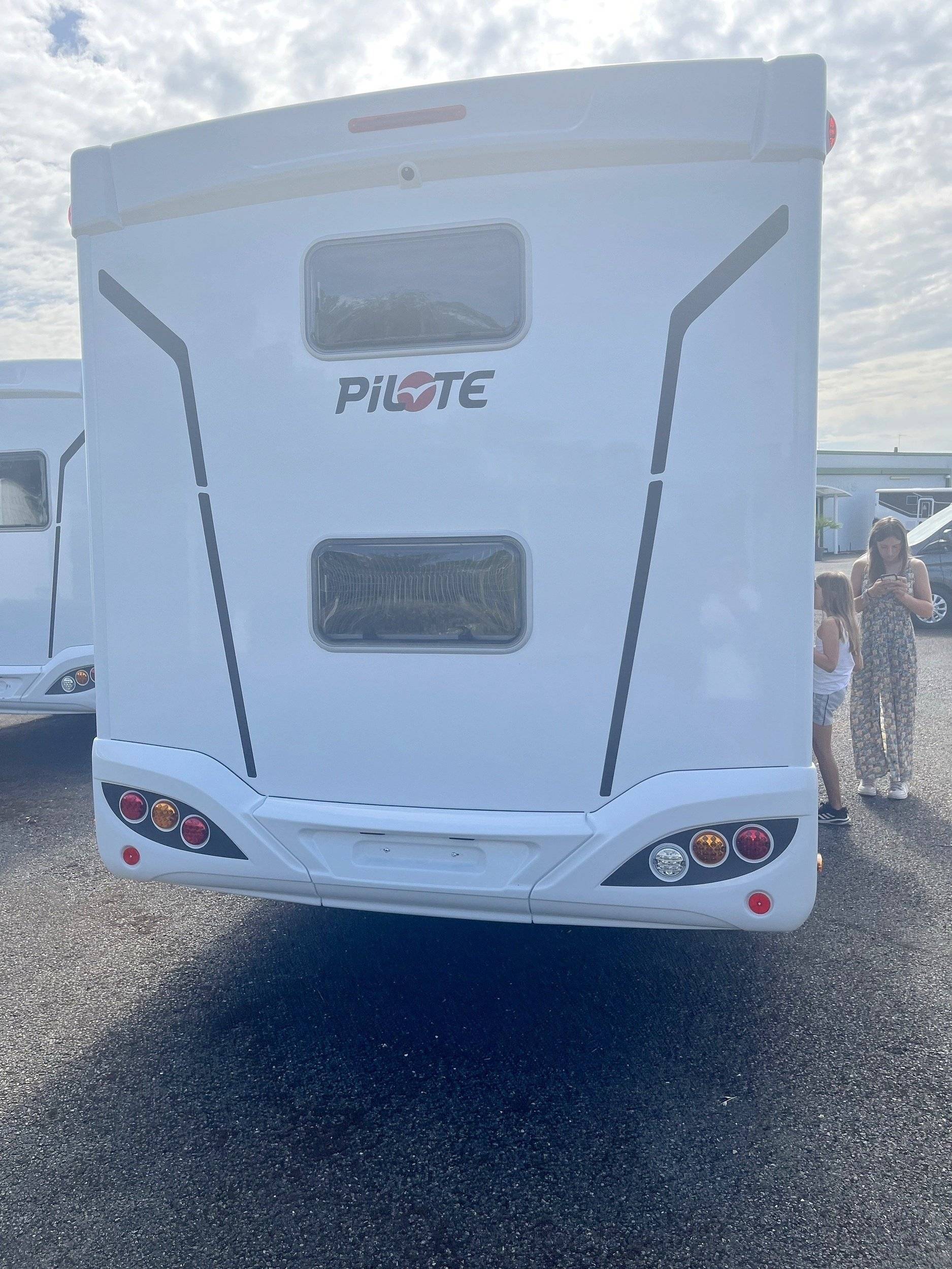 3 C Cartier/Brisebras Atalante