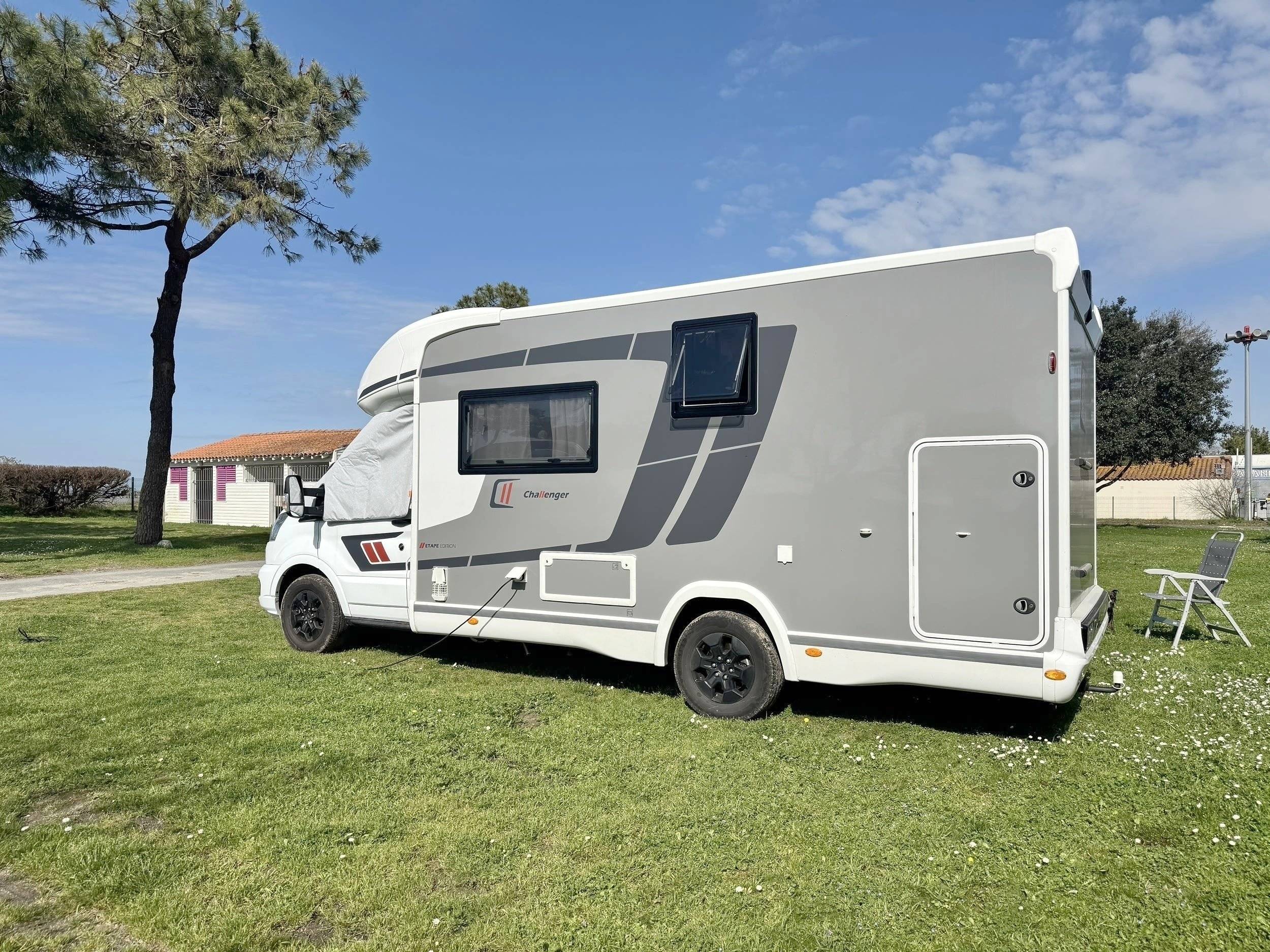 Challenger Transit 2,0 l 170 ch