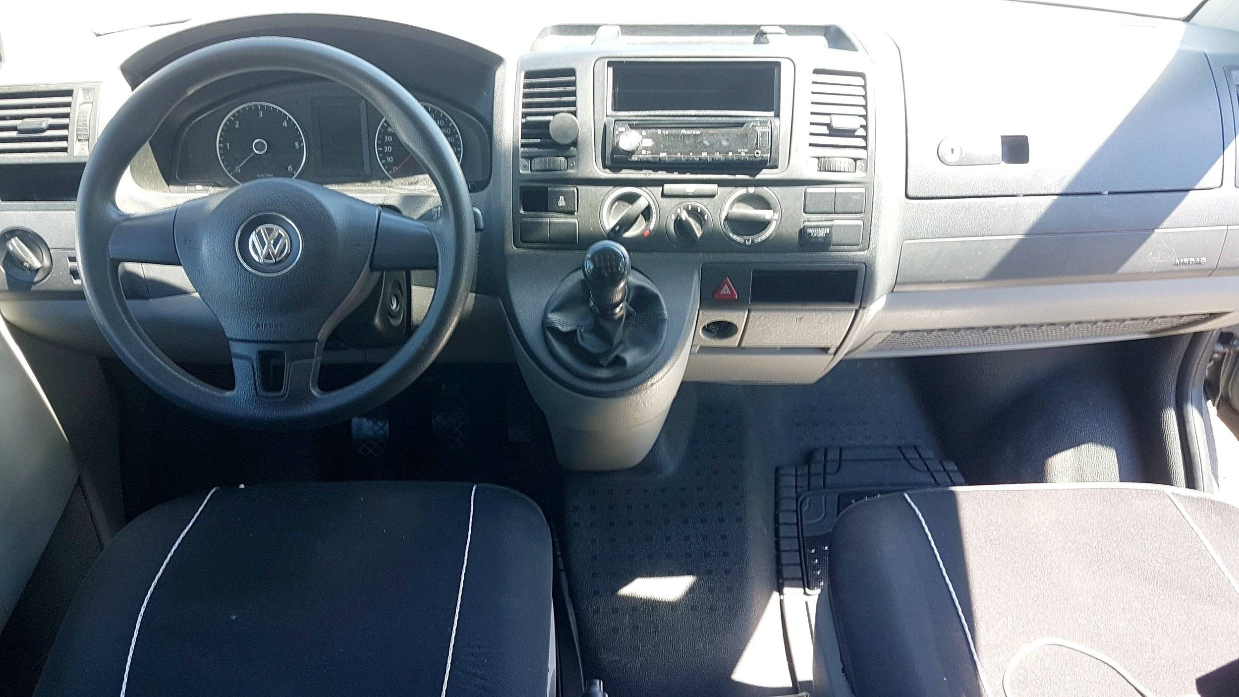 Volkswagen T5 2 l 140 ch