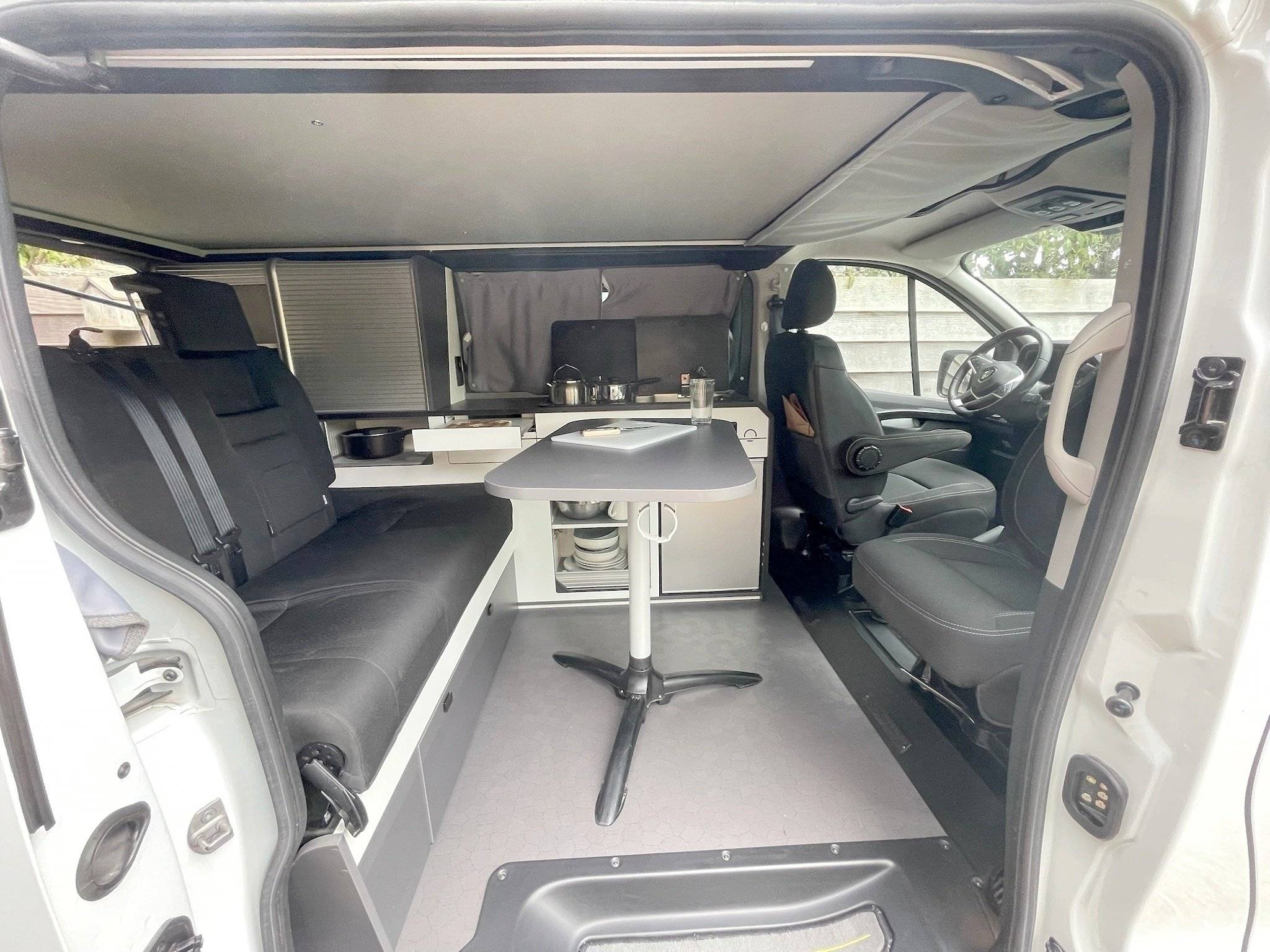 Coin repas Renault Renault Trafic - Yescapa