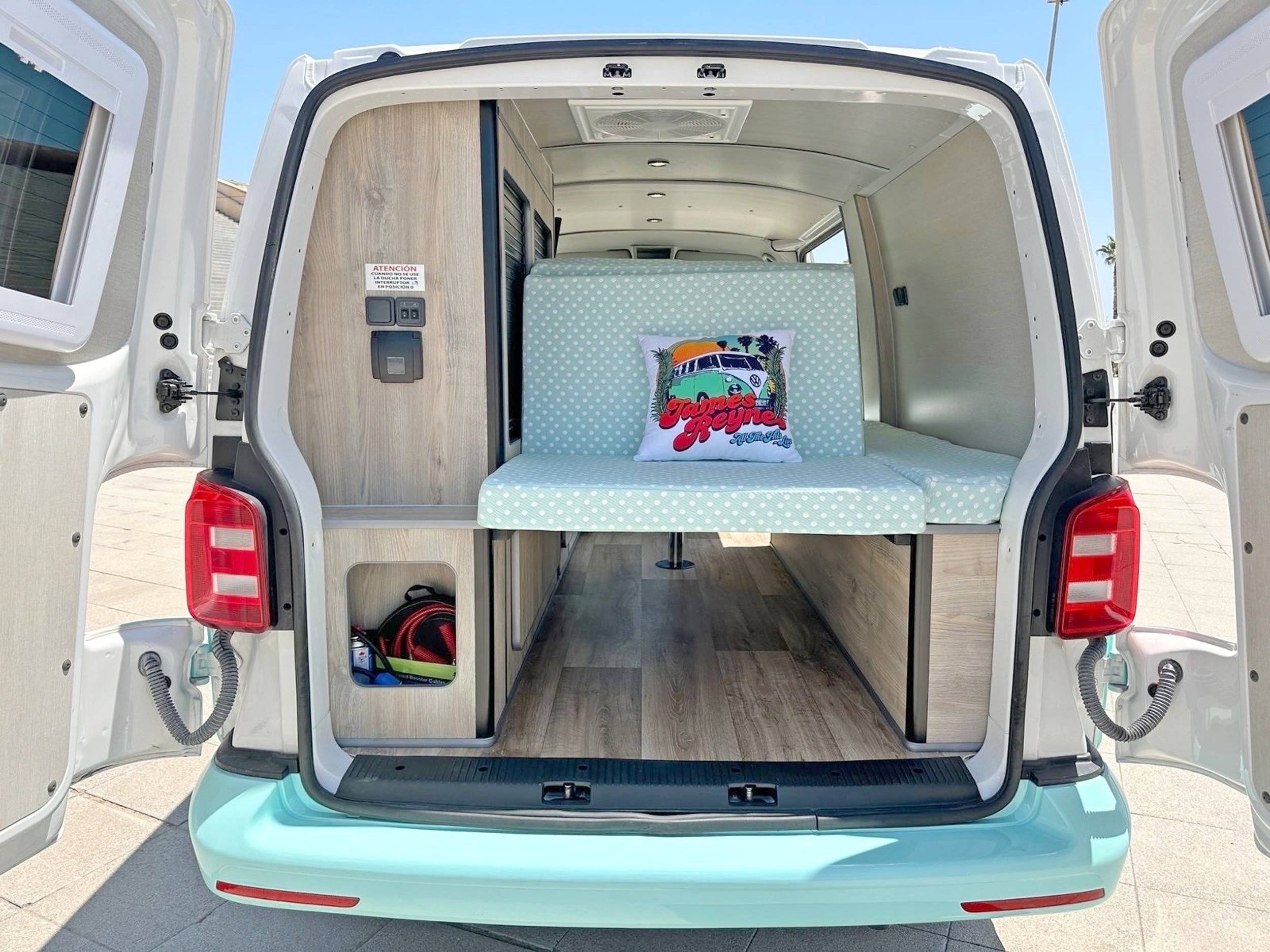 Plazas en cama Volkswagen T6 2,0 l 102 ch - Yescapa
