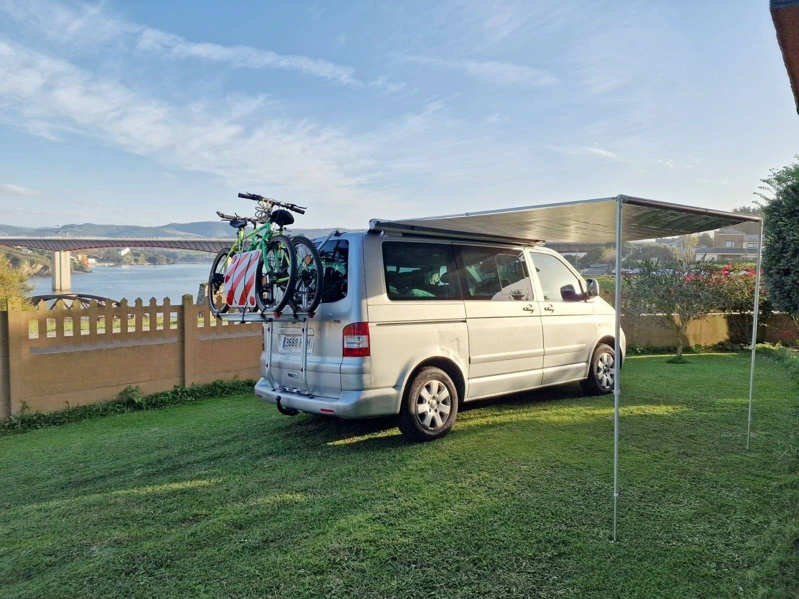 Volkswagen MULTIVAN T5 179 CV