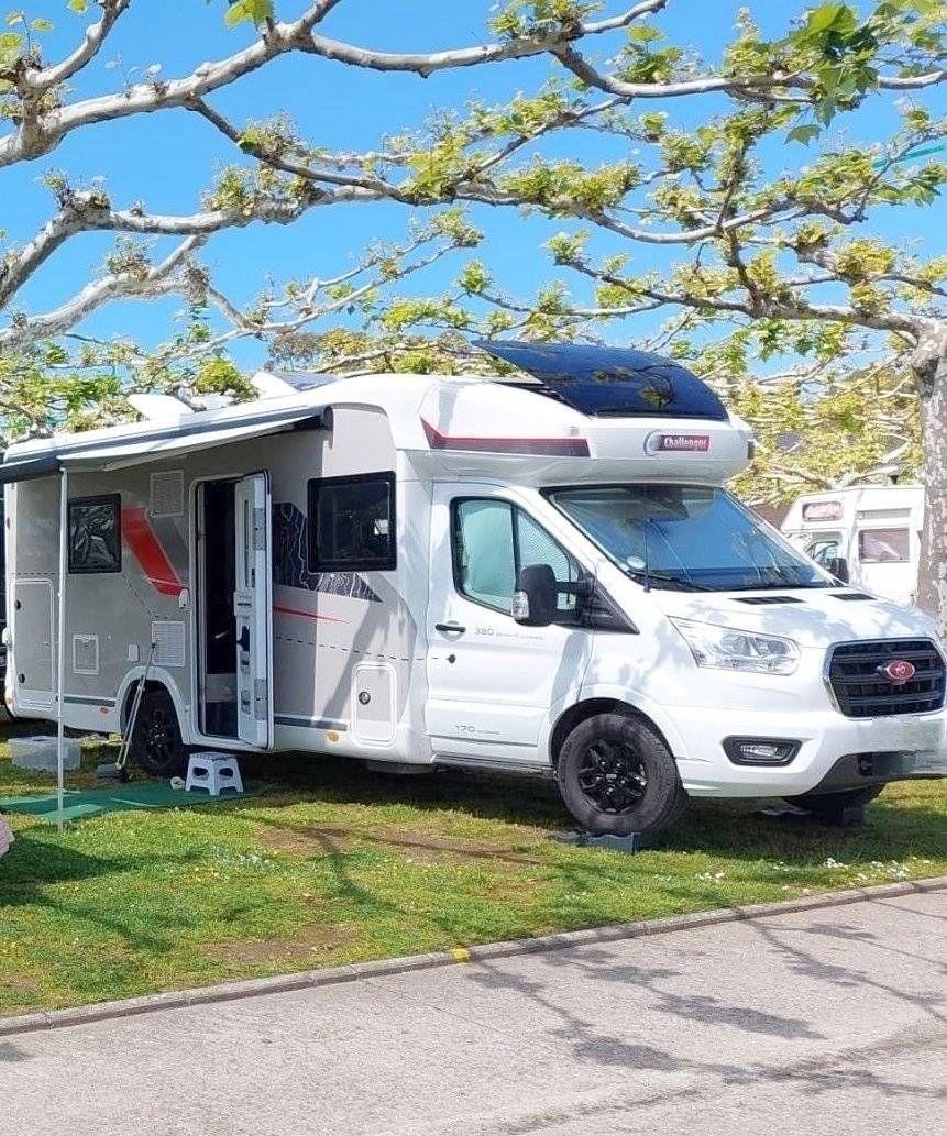 Challenger 380 GRAPHITE