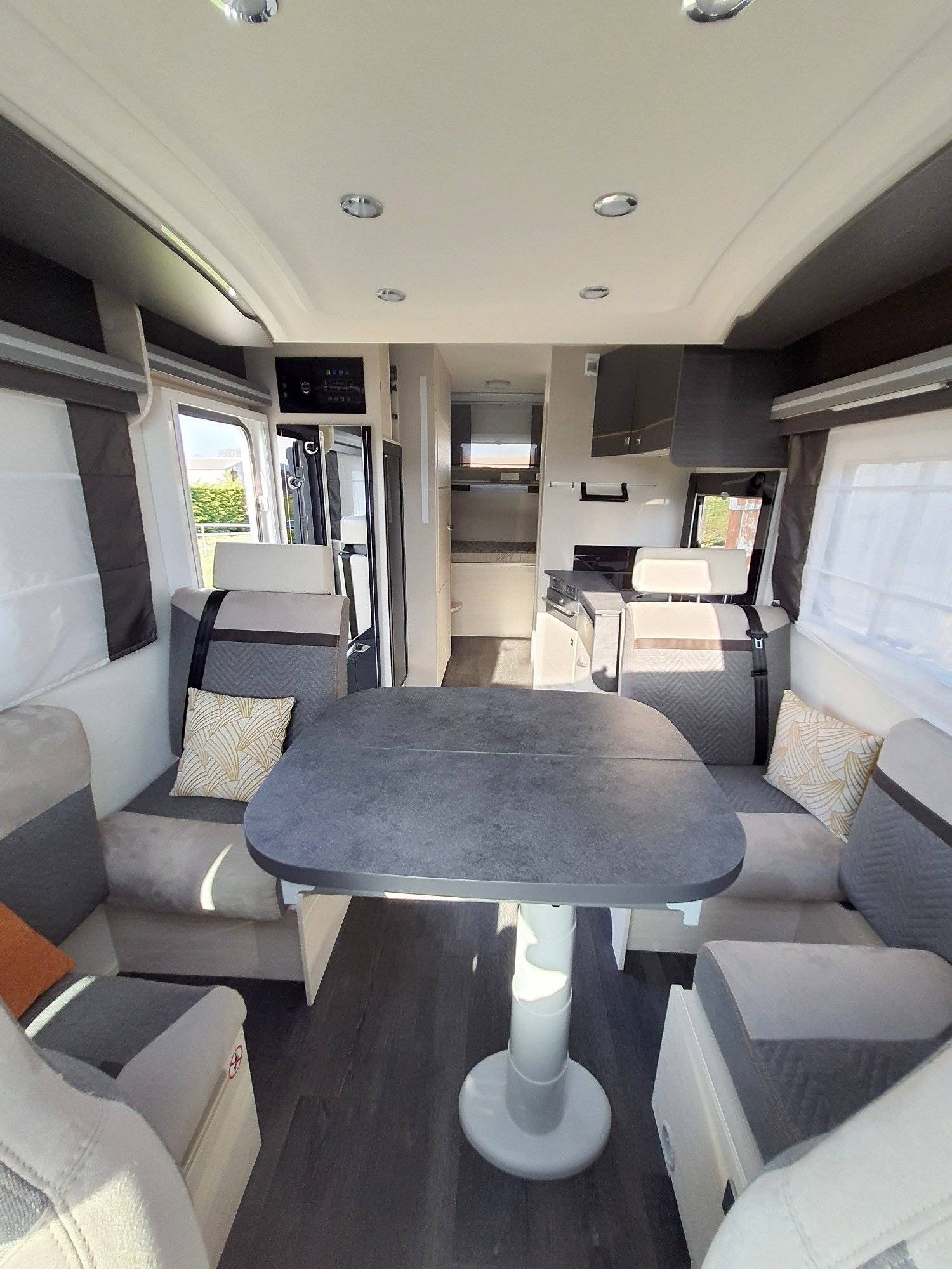 Chausson Chausson 720