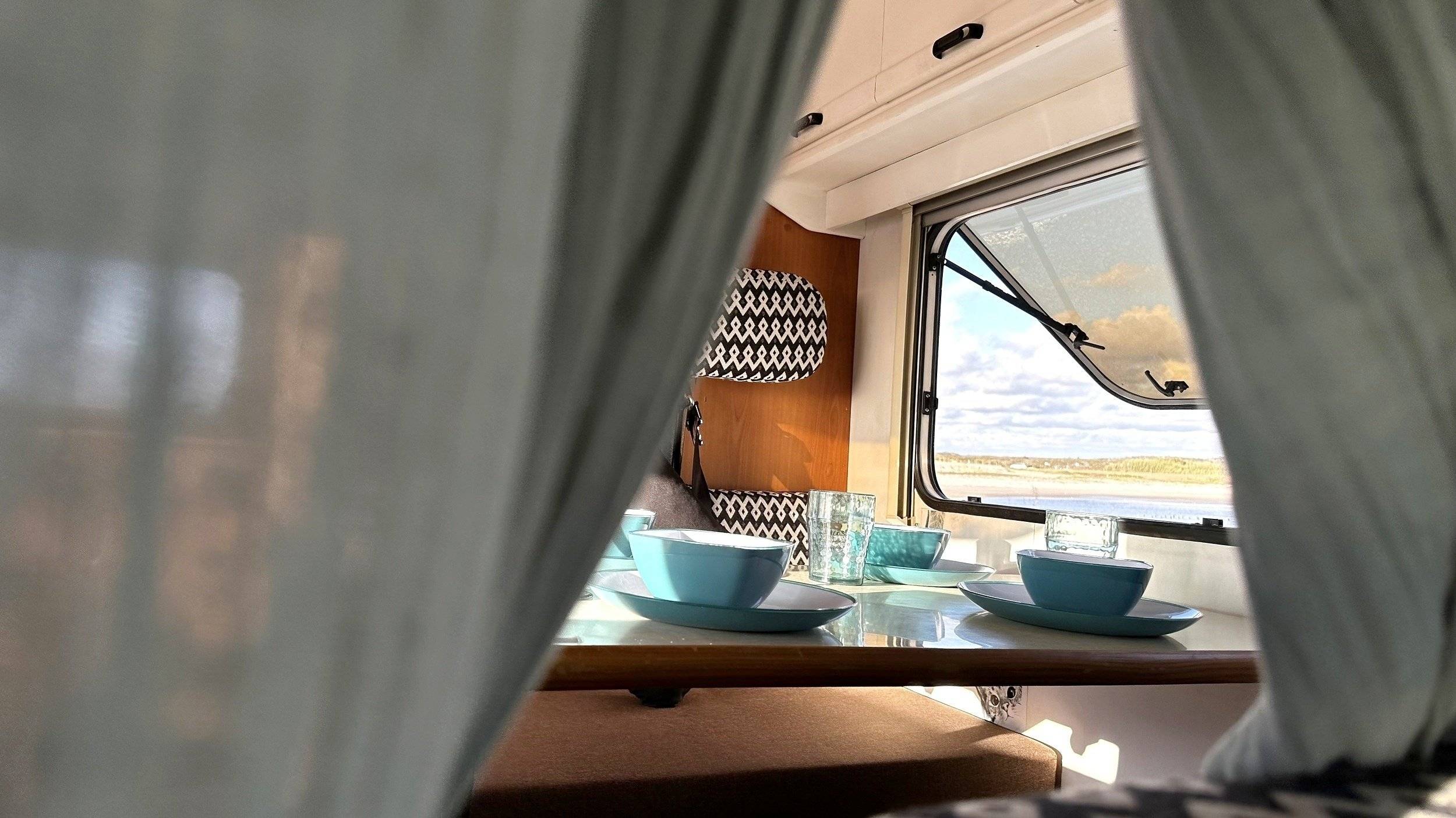 Elnagh Ford Transit Eddehs 120