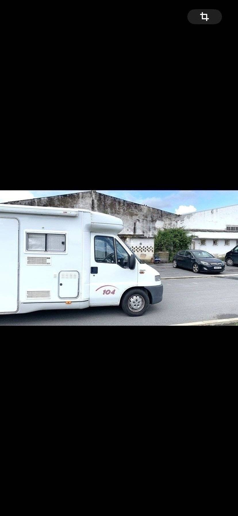 schräge Vorderansicht Fiat Ducato 2 l 115 ch - Yescapa