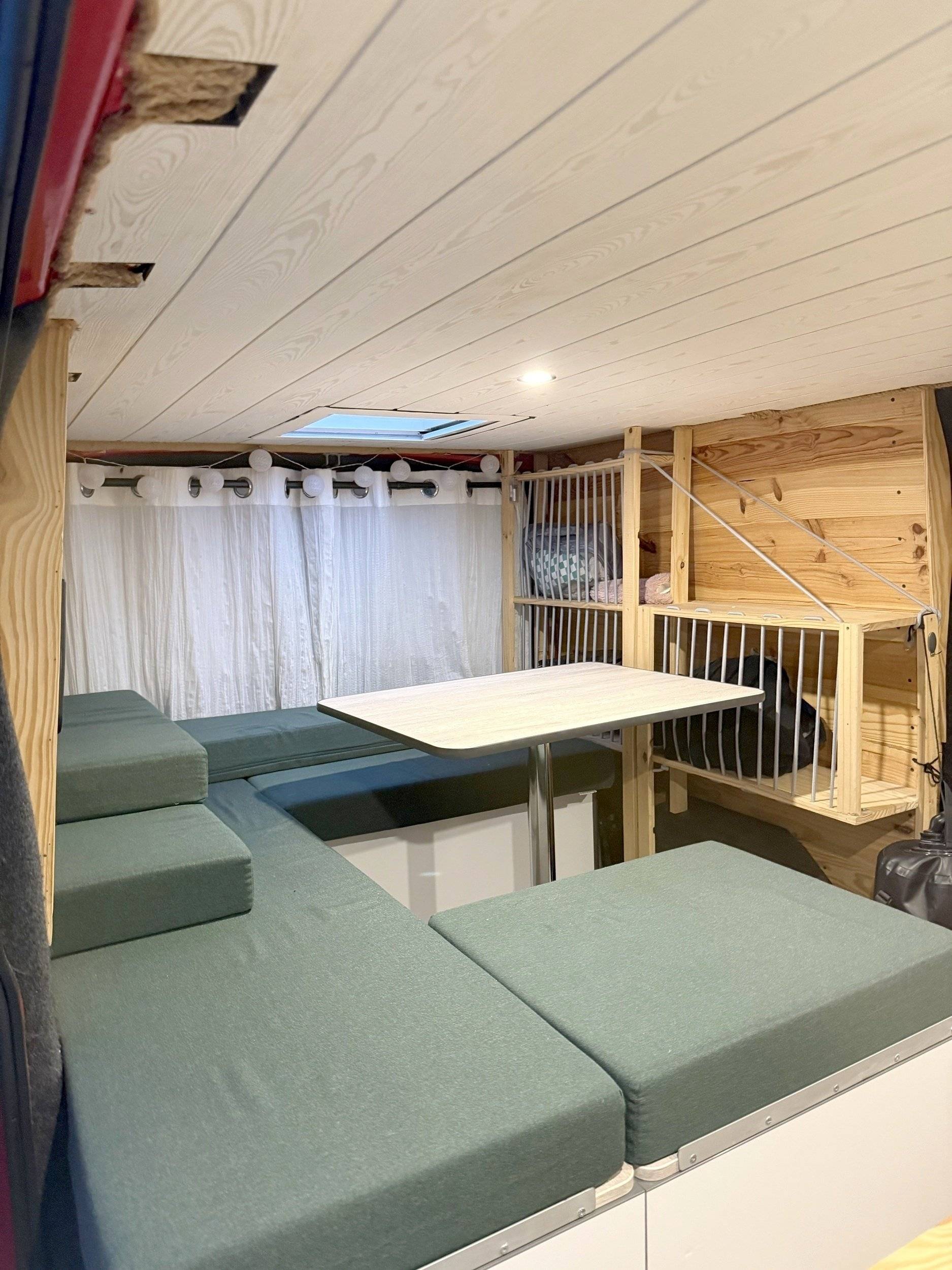 Ford Transit 2,2 l 125 ch