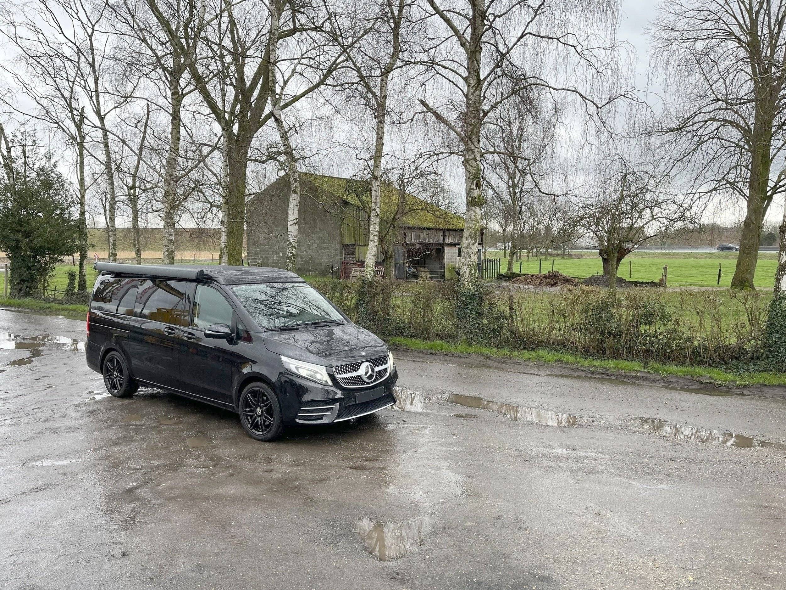 Mercedes-Benz 
