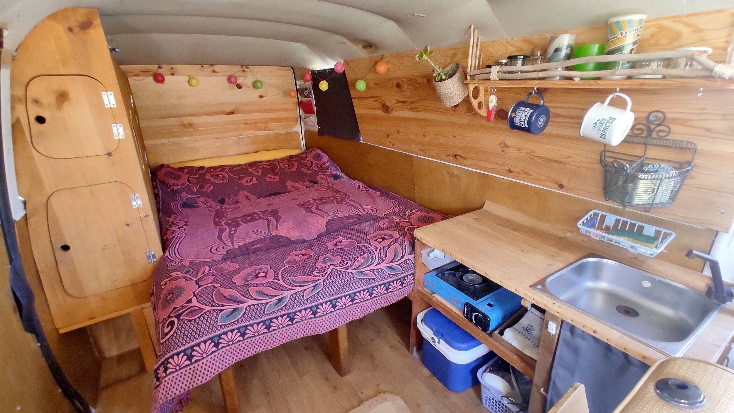 Angolo cucina Volkswagen T3 - Yescapa