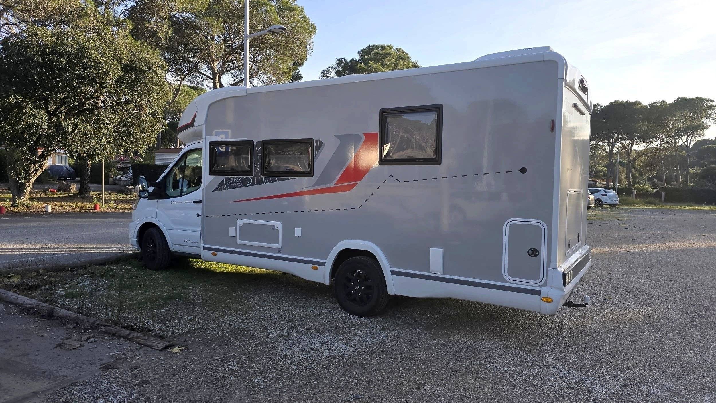 Challenger 308 Graphite Edition