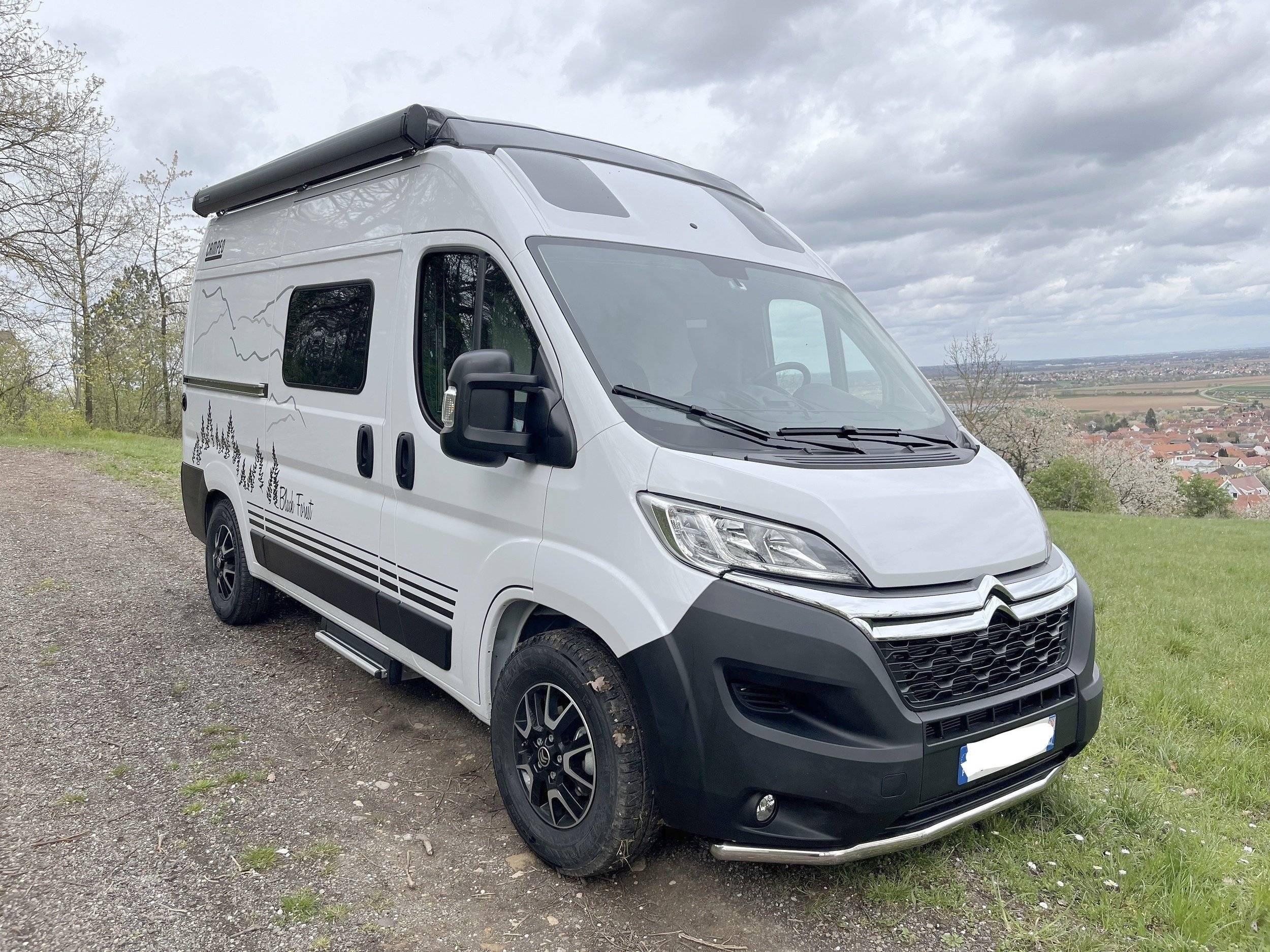 Bürstner CAMPEO C540 BLACK FOREST